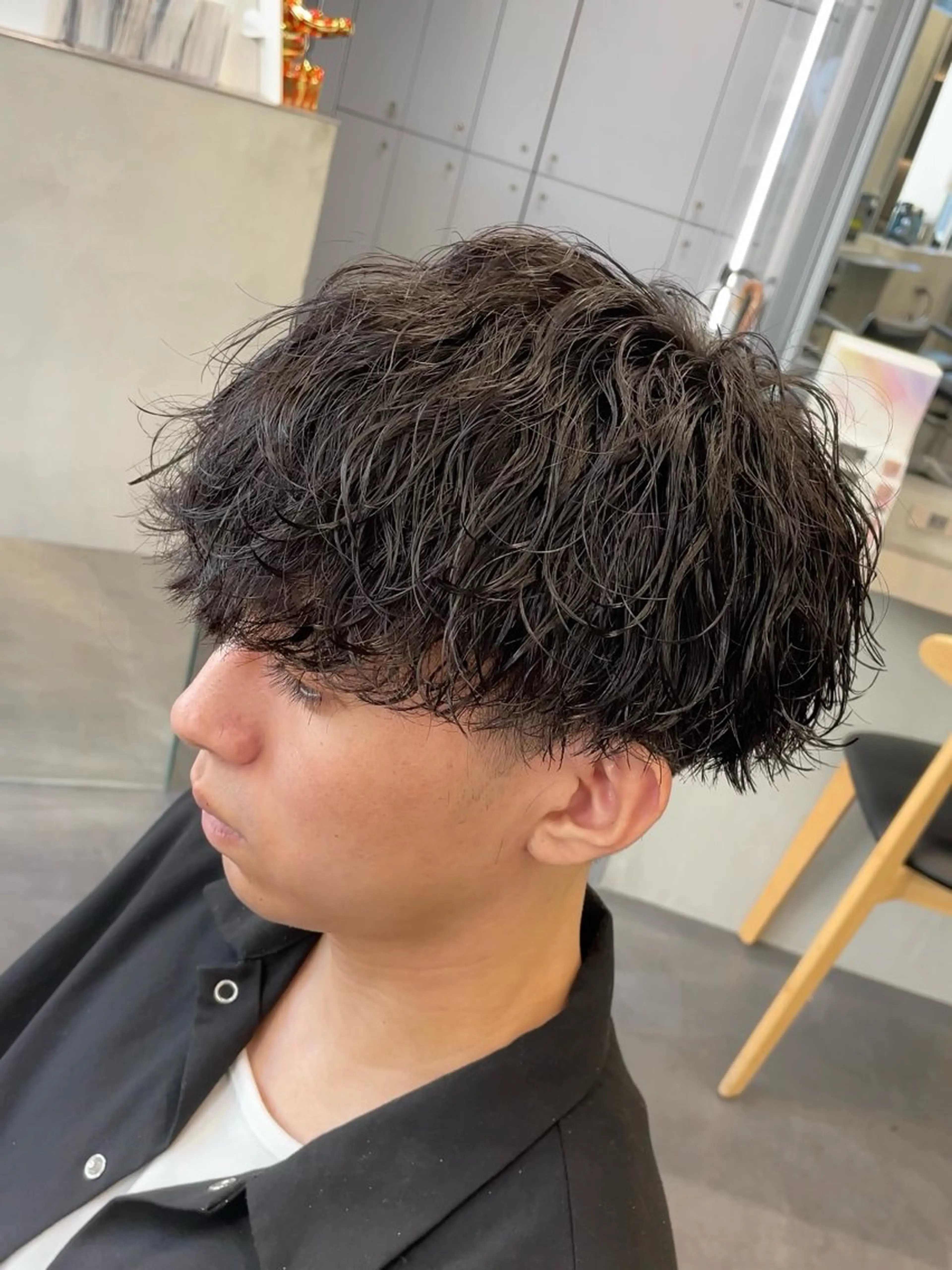 ショート パーマ メンズ マッシュ 刈り上げ 波巻きパーマ 松下 友希 【fifth】のヘアスタイル