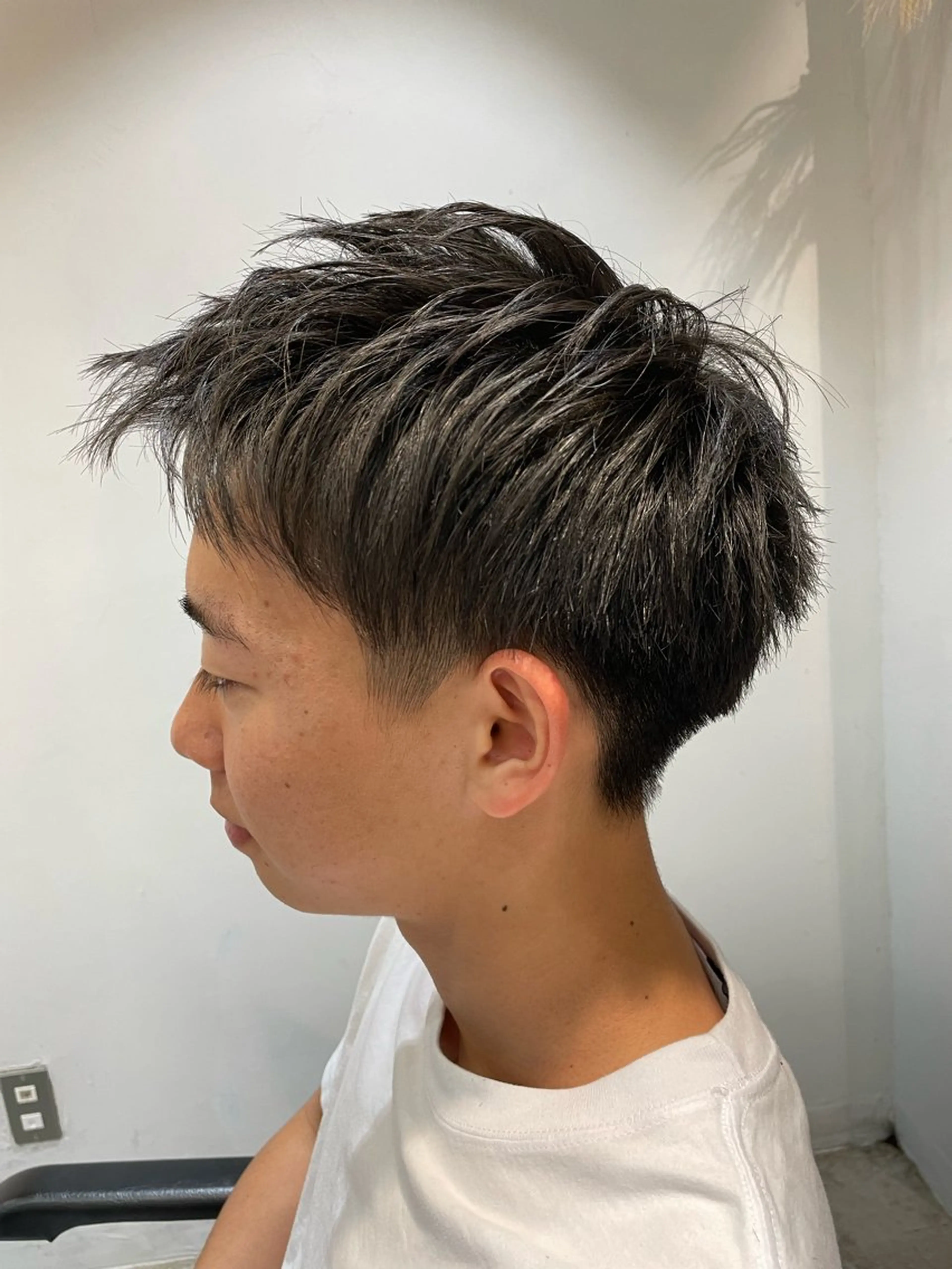 メンズ マッシュ 学生（メンズ向け） 刈り上げ カット un【アン】所属・【un】 MANAのヘアスタイル