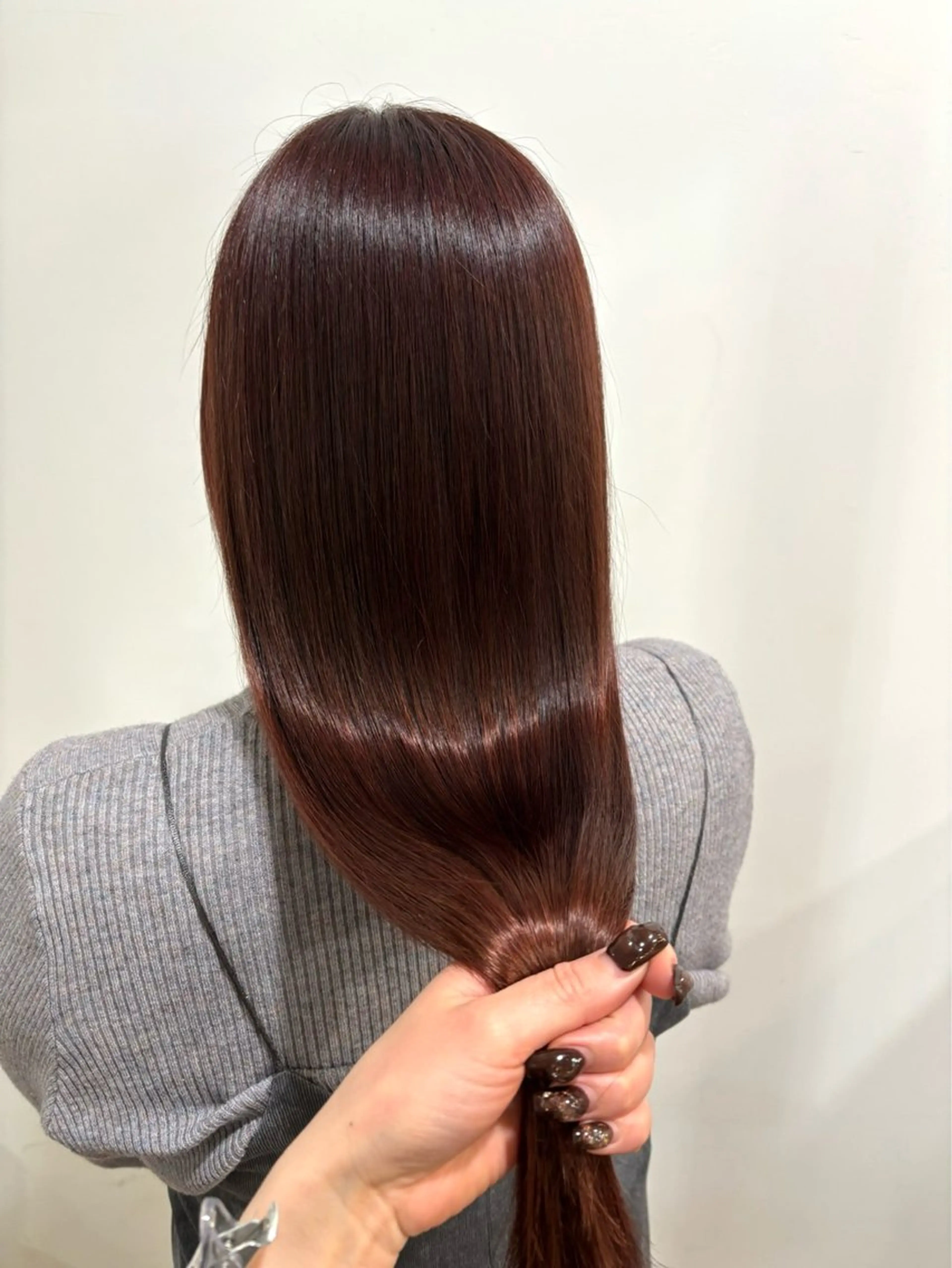 ロング ヘアカラー やなぎさわ はるなのヘアスタイル