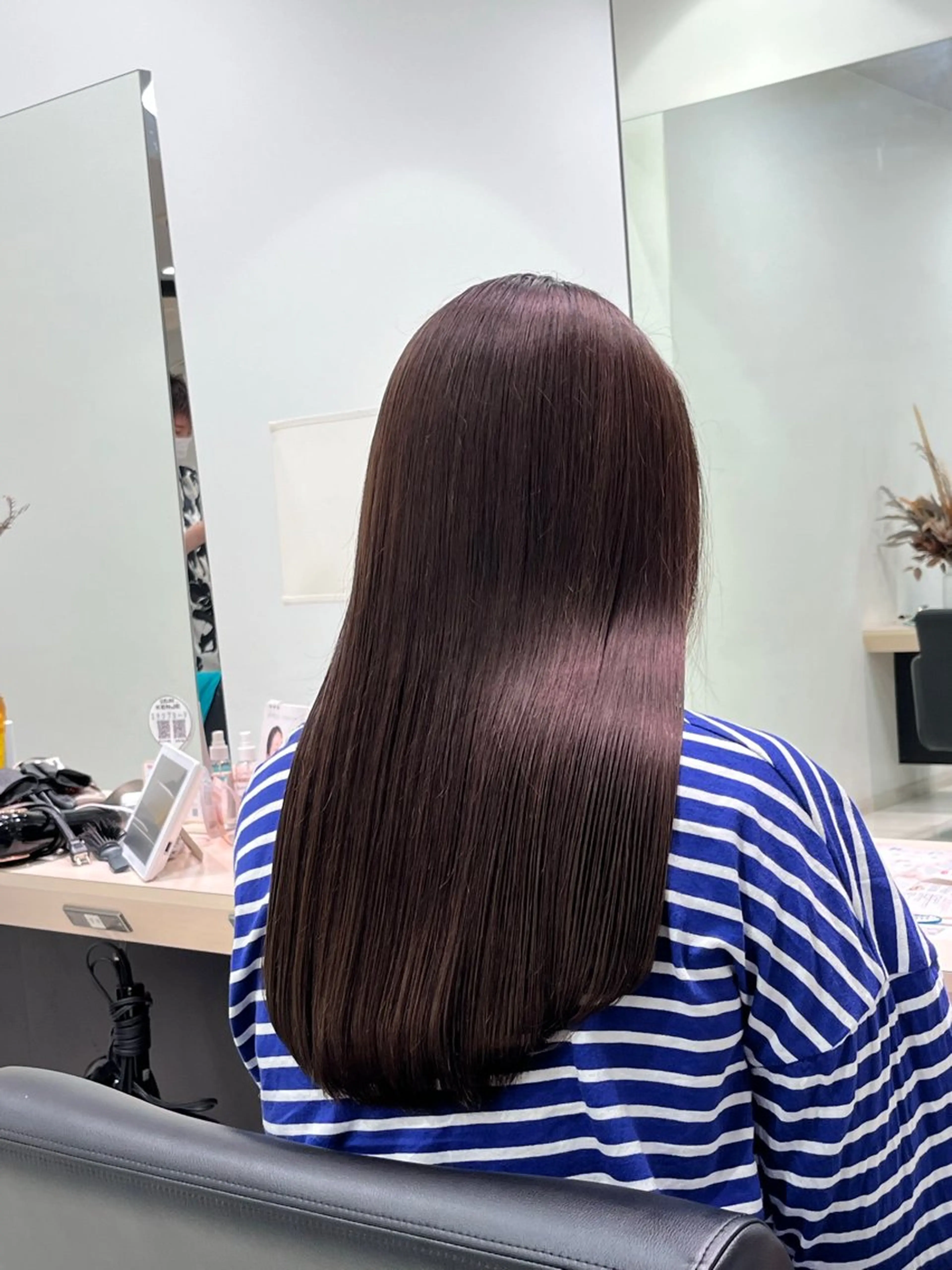 ロング ‎‪🩰 艶髪ト レンド しおり🔅のヘアスタイル