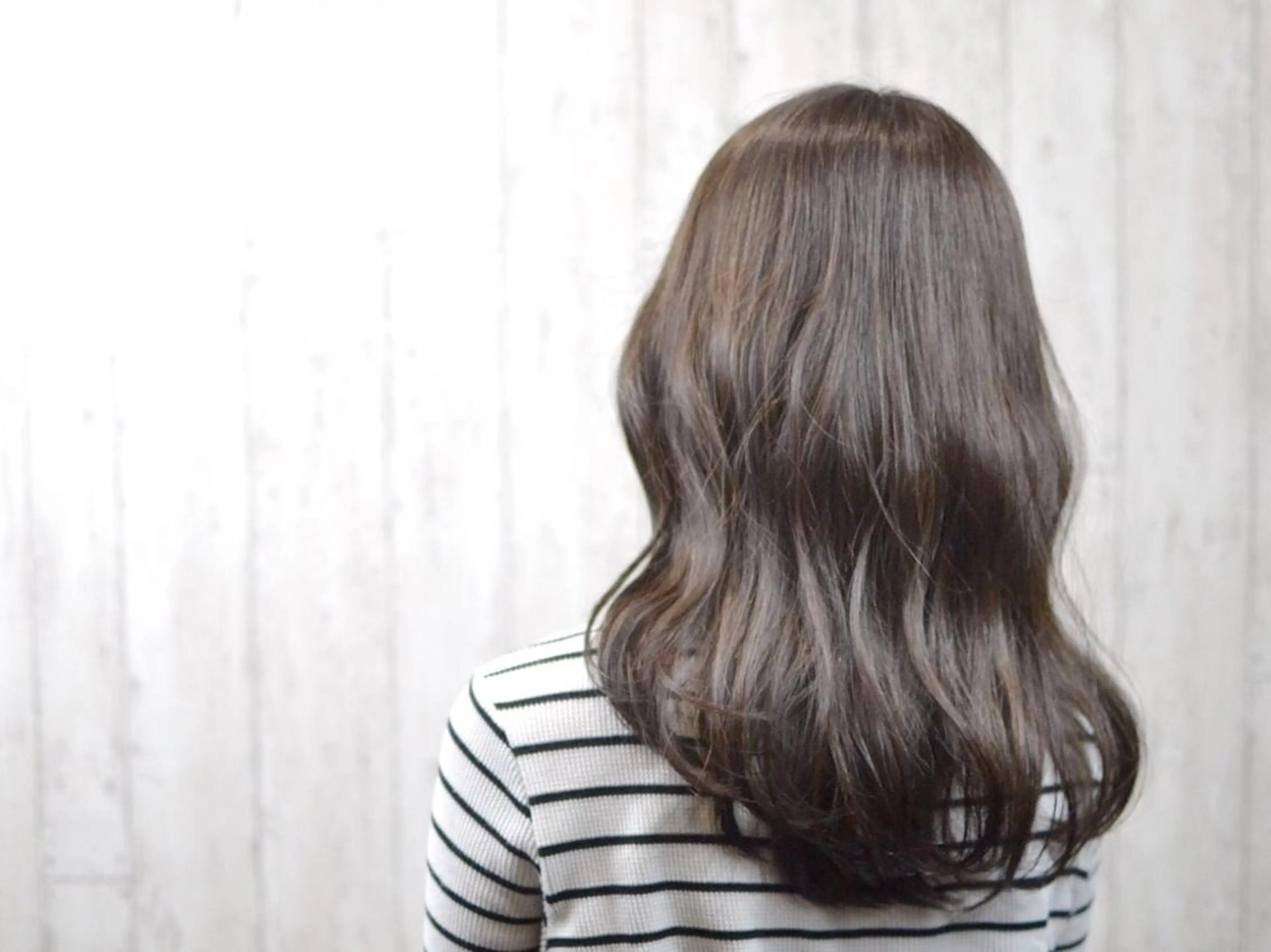 ミディアム カラー ヘアカラー トリートメント カット／メンズカット 藤田麻衣のヘアスタイル