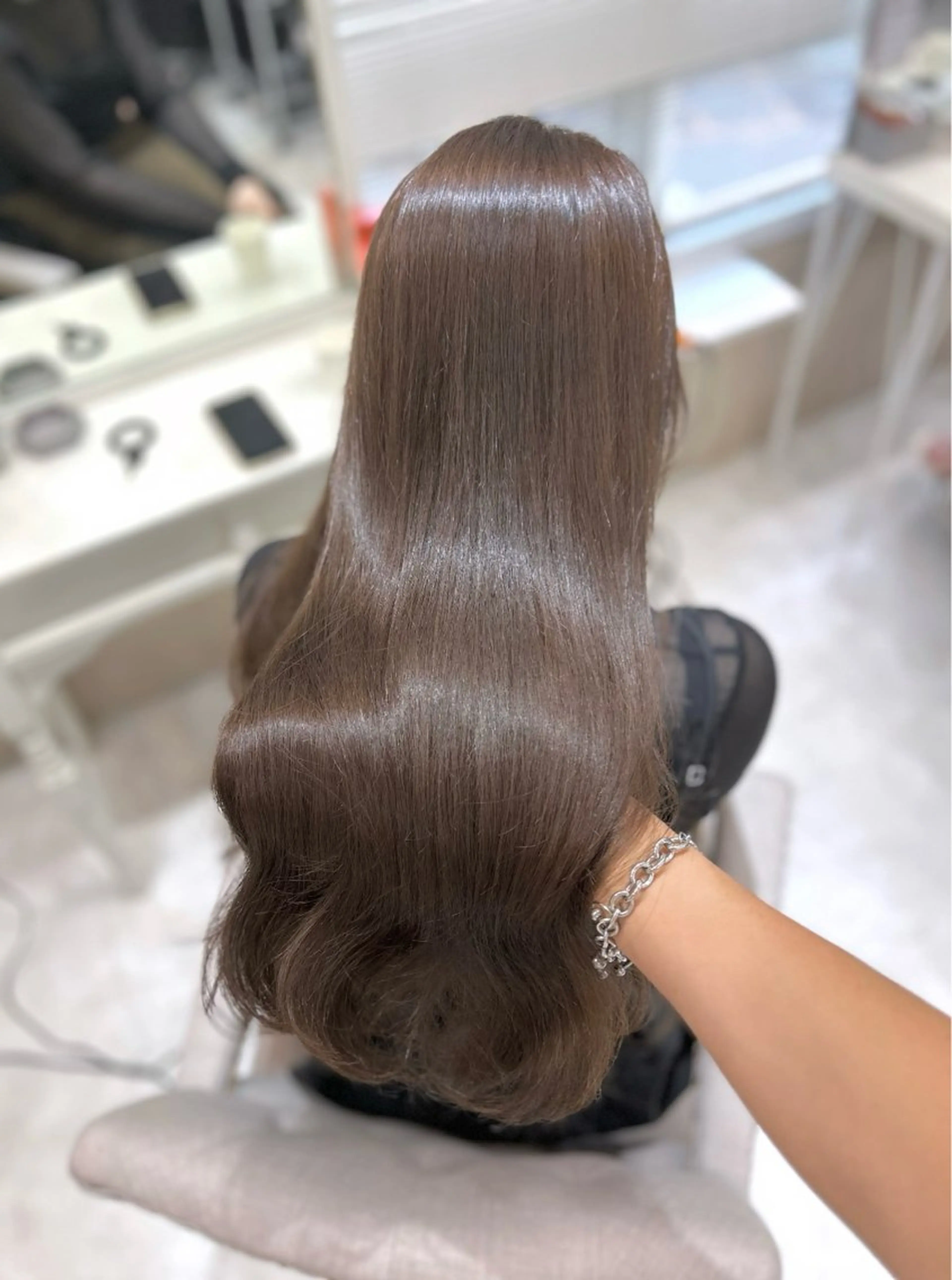 ロング ケアカラー カット ヘアカラー トリートメント 髪質改善× ブリーチなしyutoのヘアスタイル
