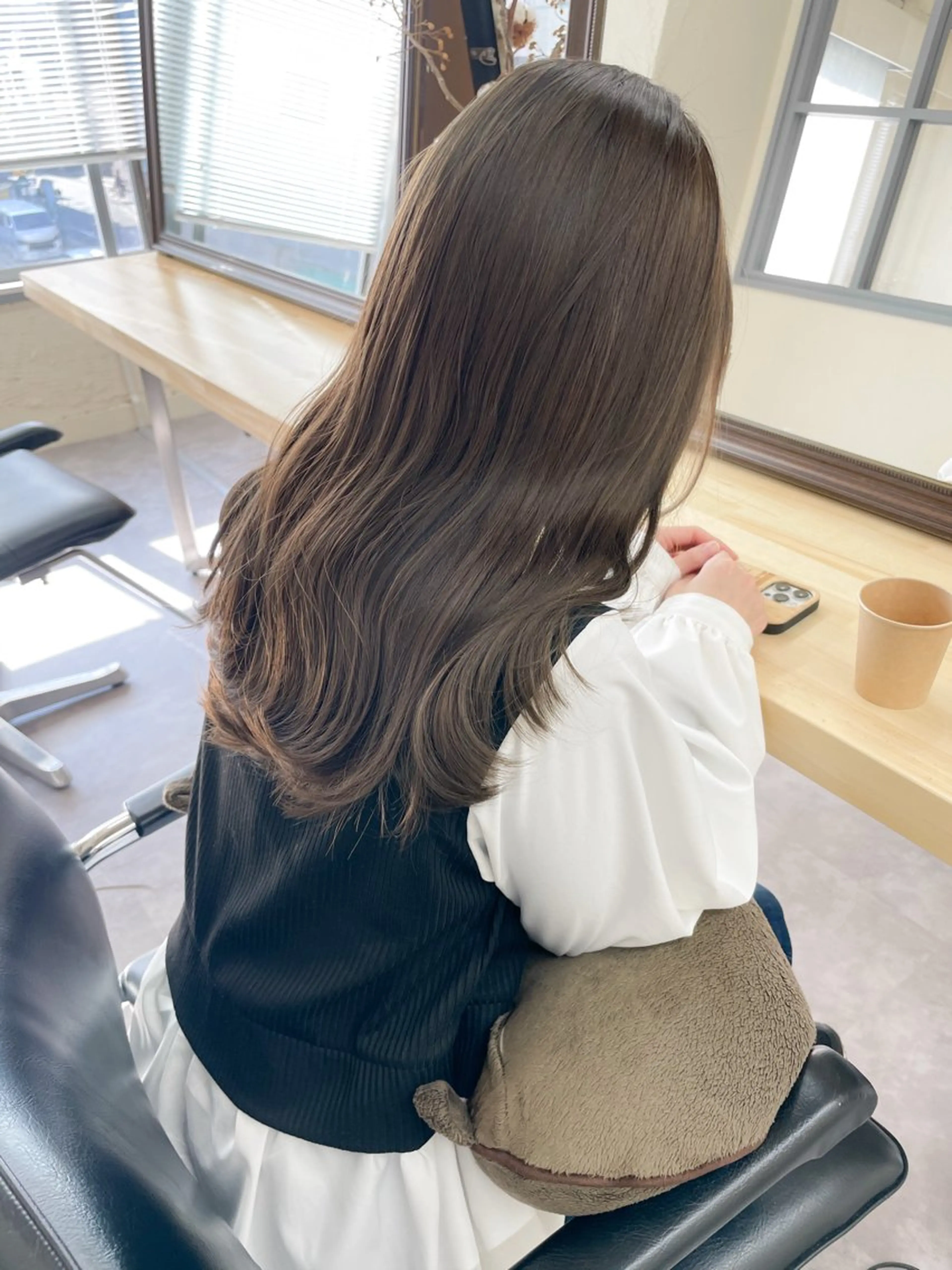 ロング 池袋🫧mio🫧 透明感ワンカラー🫧のヘアスタイル