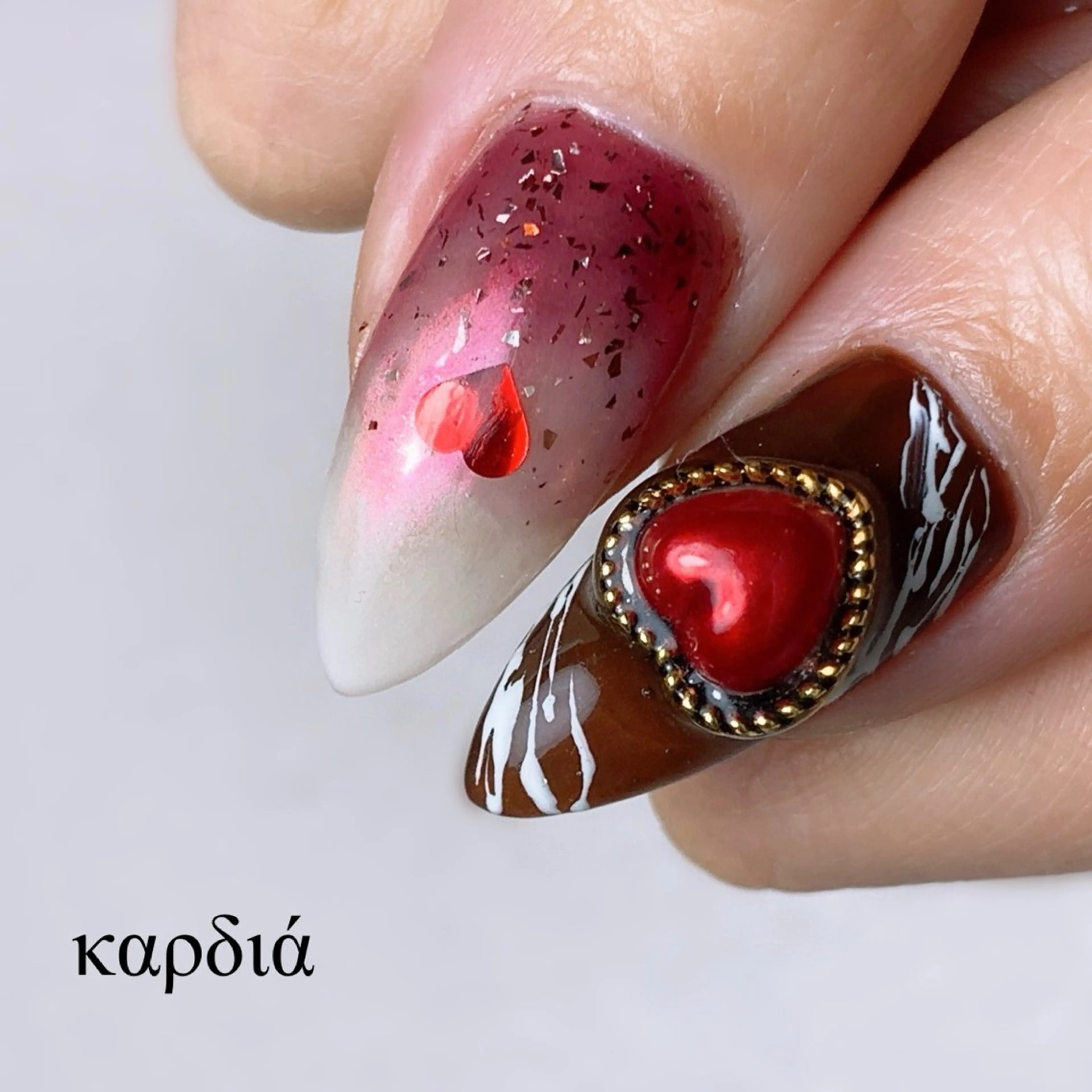 ネイル ハンドネイル καρδιά -ｶﾙﾃﾞｨｱ-のネイルデザイン