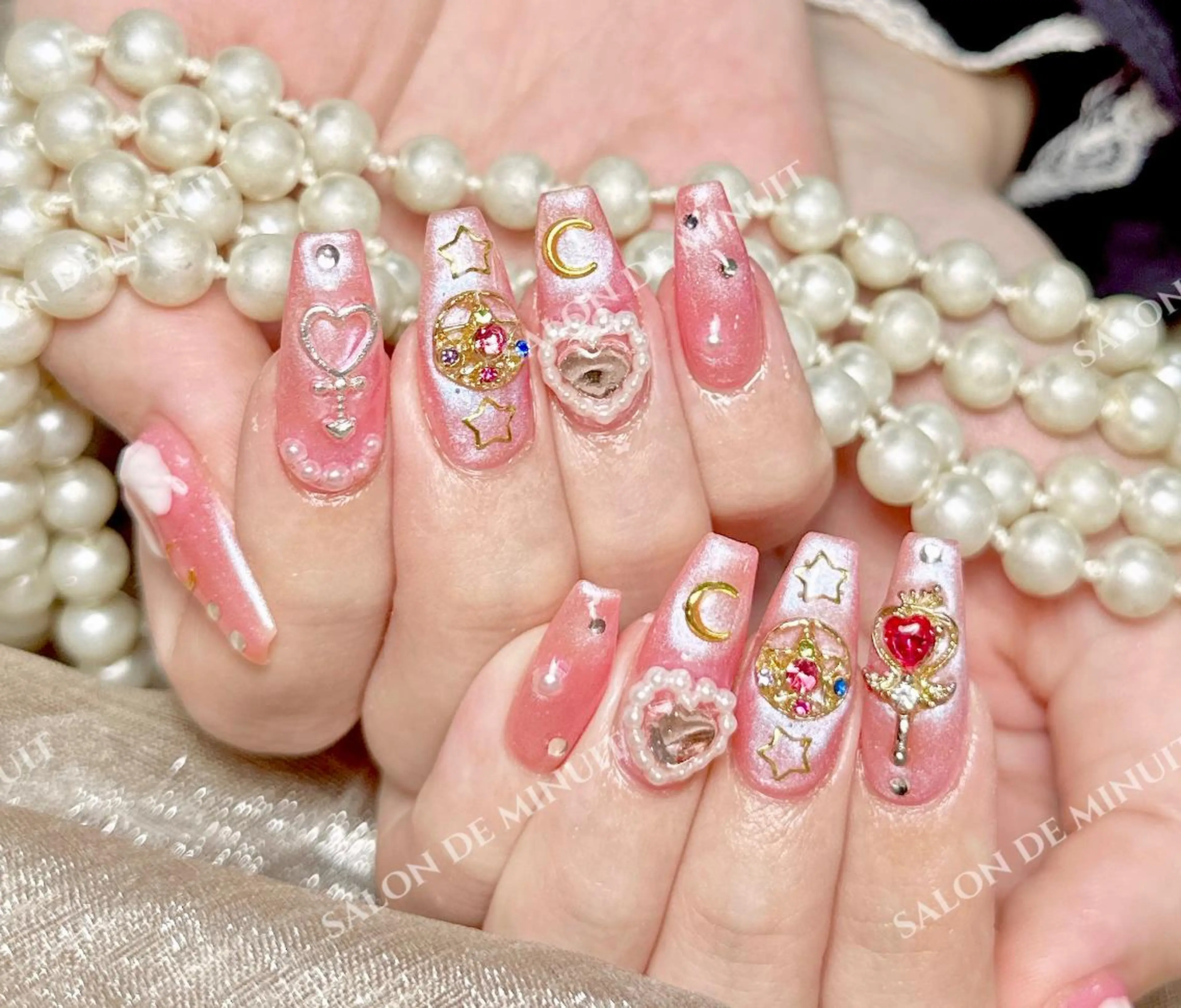 ネイル ハンドネイル ハンドケア Salon de Minuit🦩のネイルデザイン