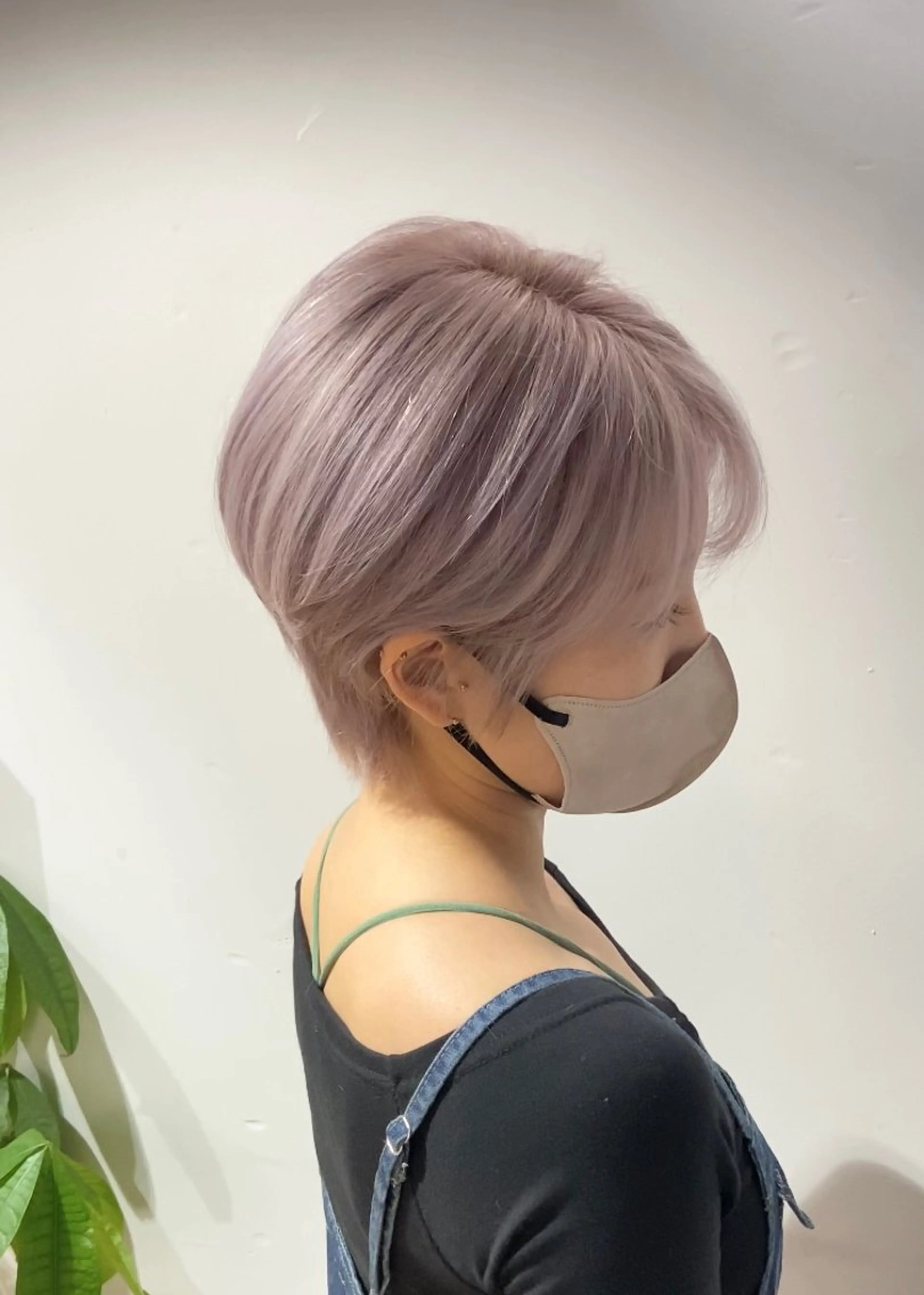 ショート カラー ブリーチ ケアブリーチ ハイトーンカラー パープルカラー hair studio Zen所属・Kensho 京都駅 ケアブリーチのヘアスタイル