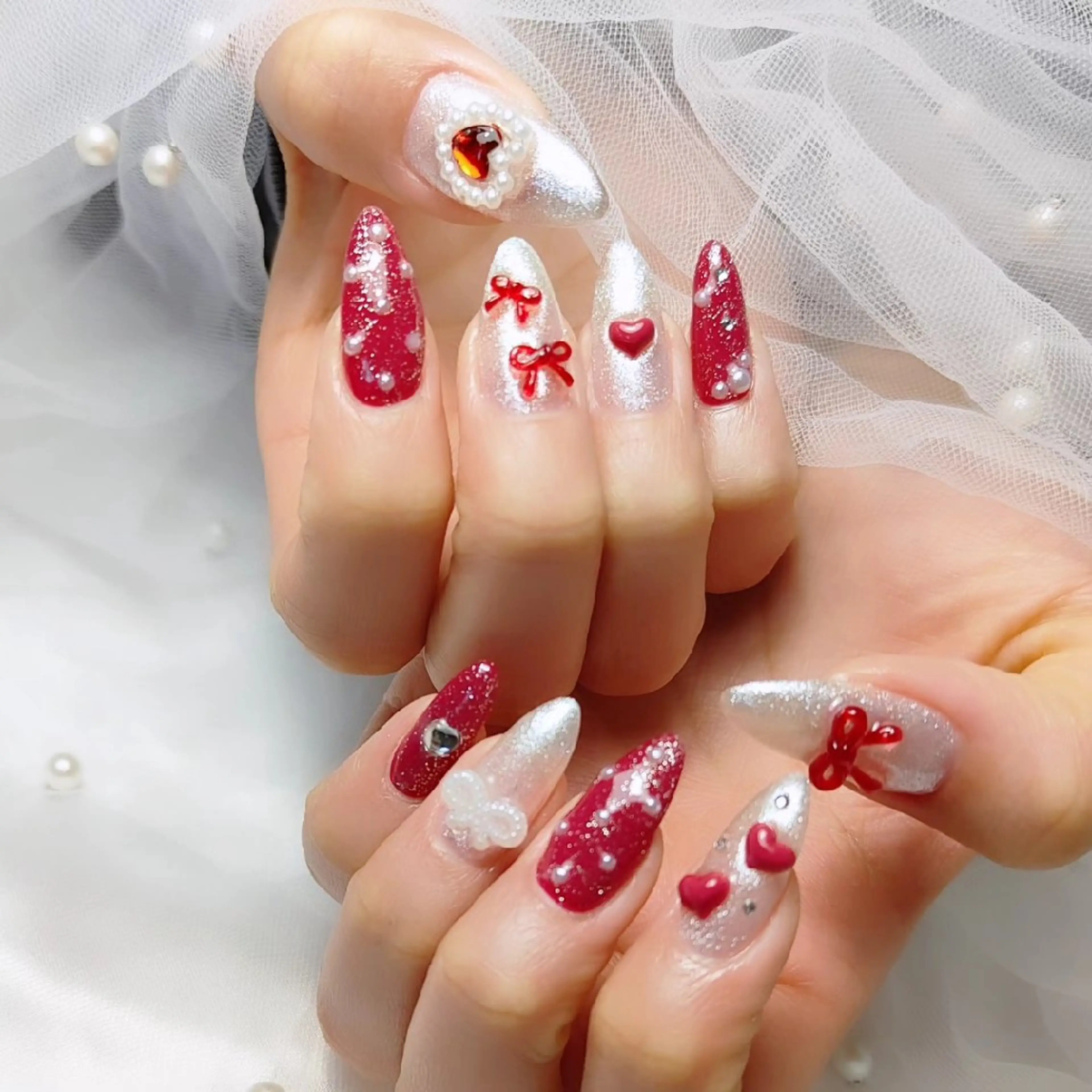 ネイル バレンタイン ハンドネイル CLEAR NAILのネイルデザイン