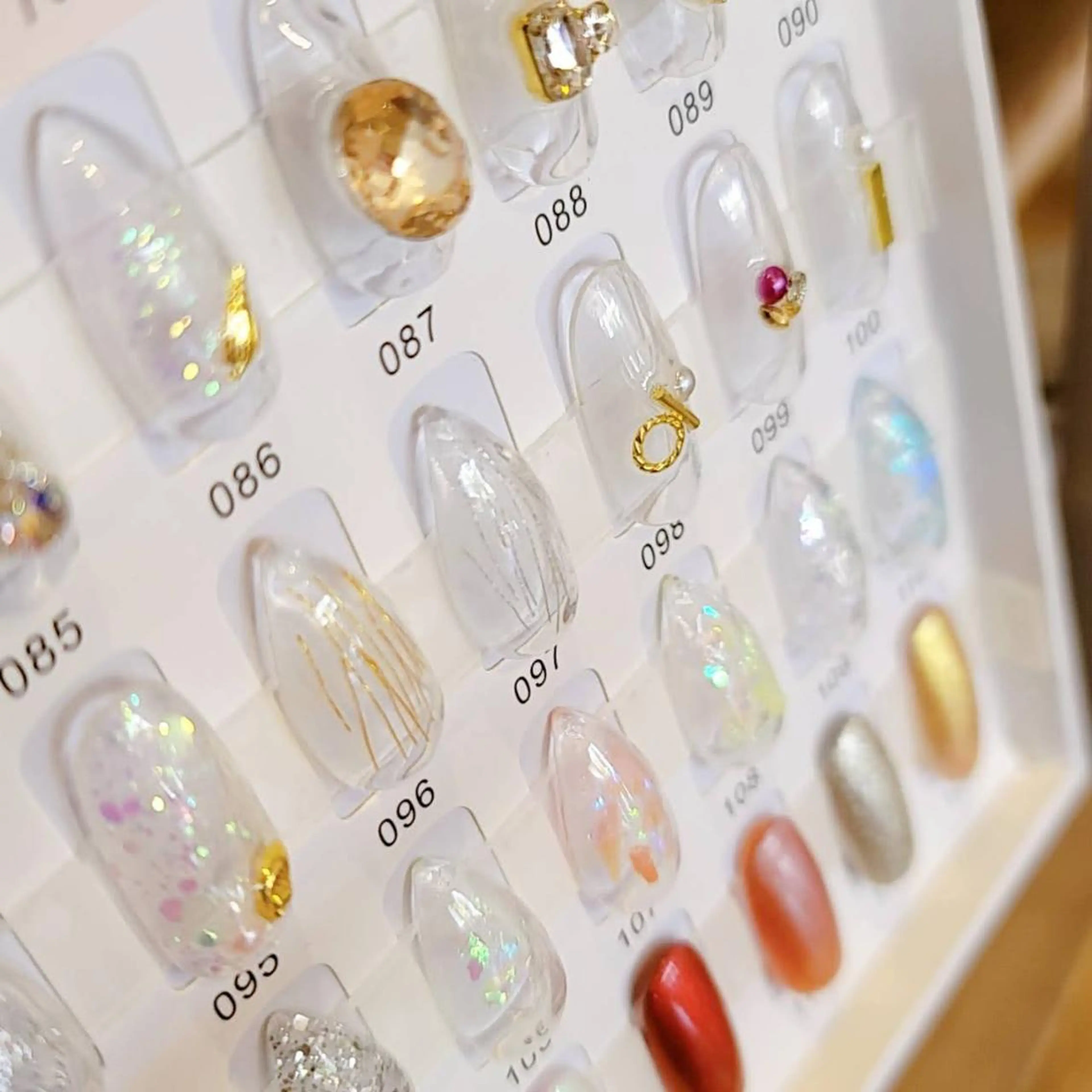 ネイル フットネイル 石田 由紀のネイルデザイン