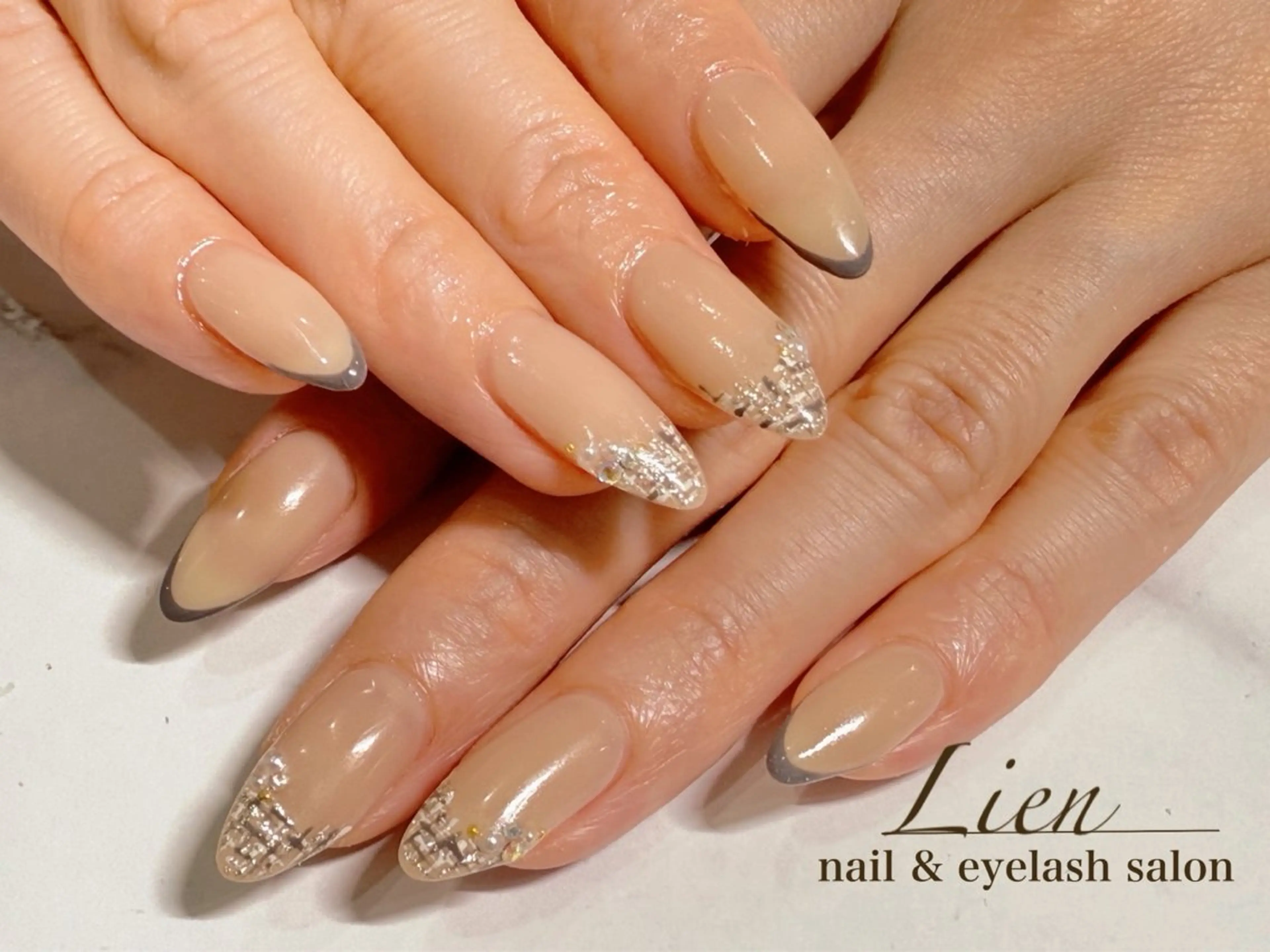 ネイル 長さ出し フットネイル フレンチネイル ジェルネイル ガラスフレンチ ハンドネイル Lien(リアン) 銀座駅6分のネイルデザイン