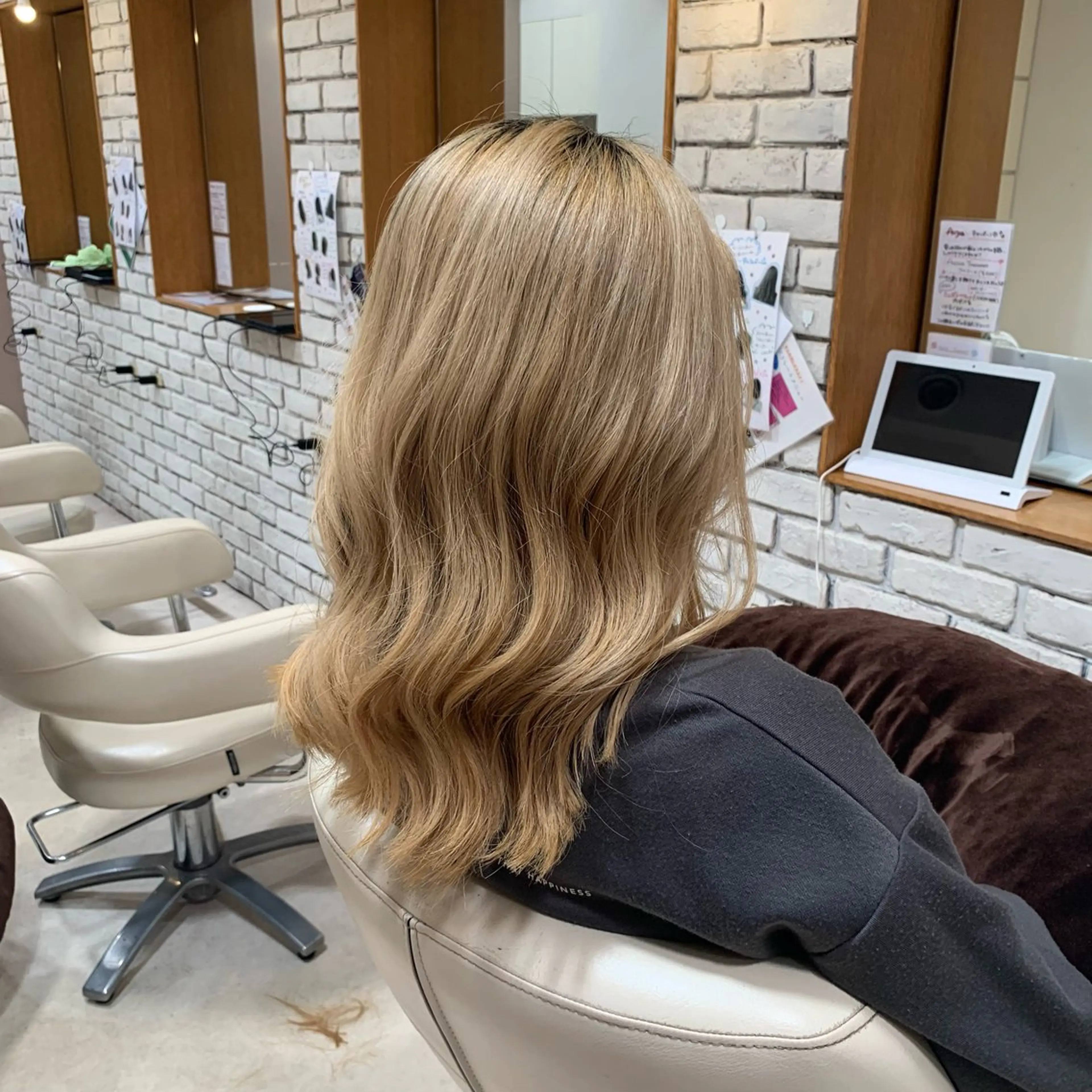 ロング 宮本 季奈のヘアスタイル