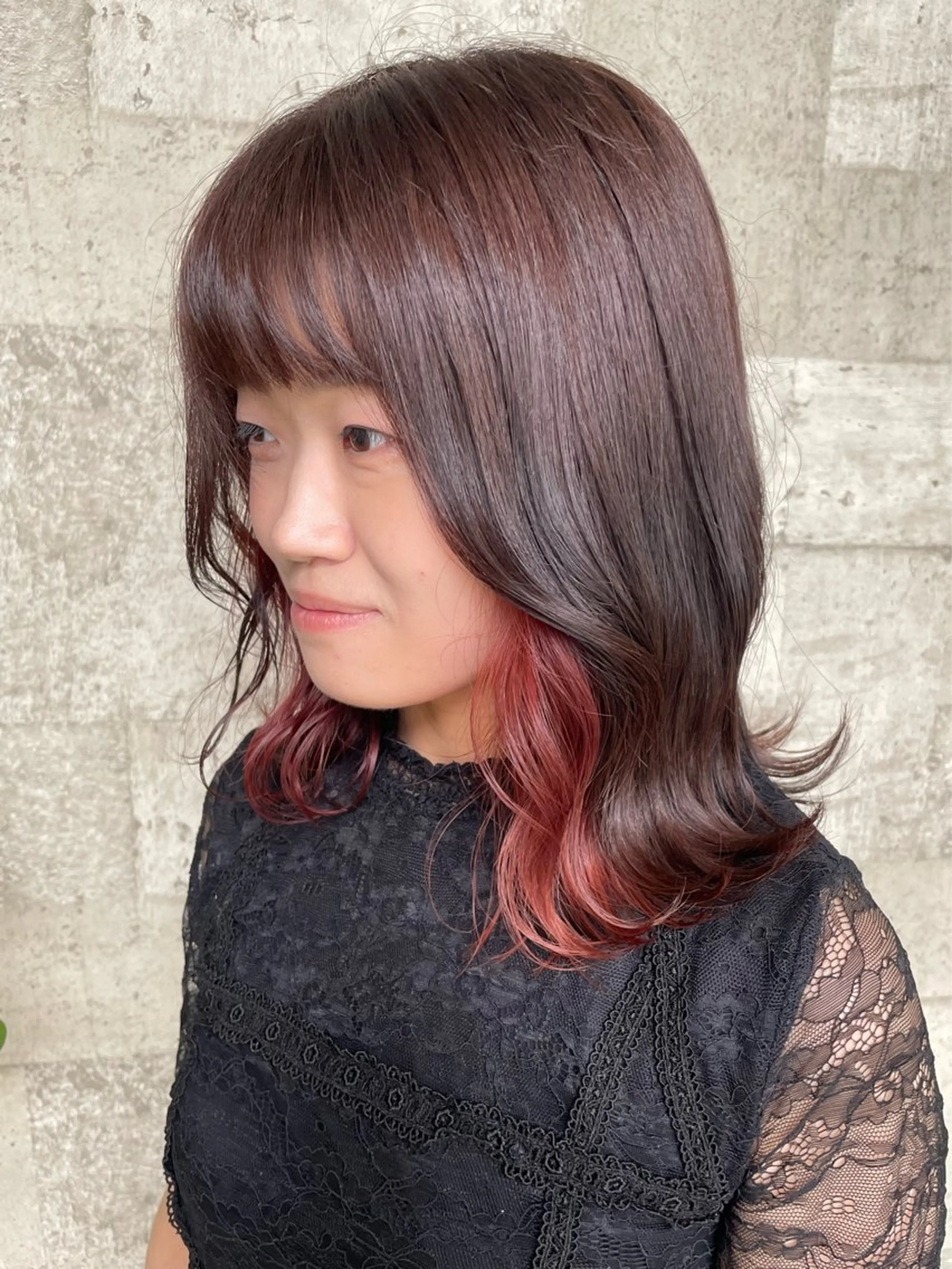 ミディアム カラー イヤリングカラー 🫧レイナ 🫧 透明感カラー🫧のヘアスタイル