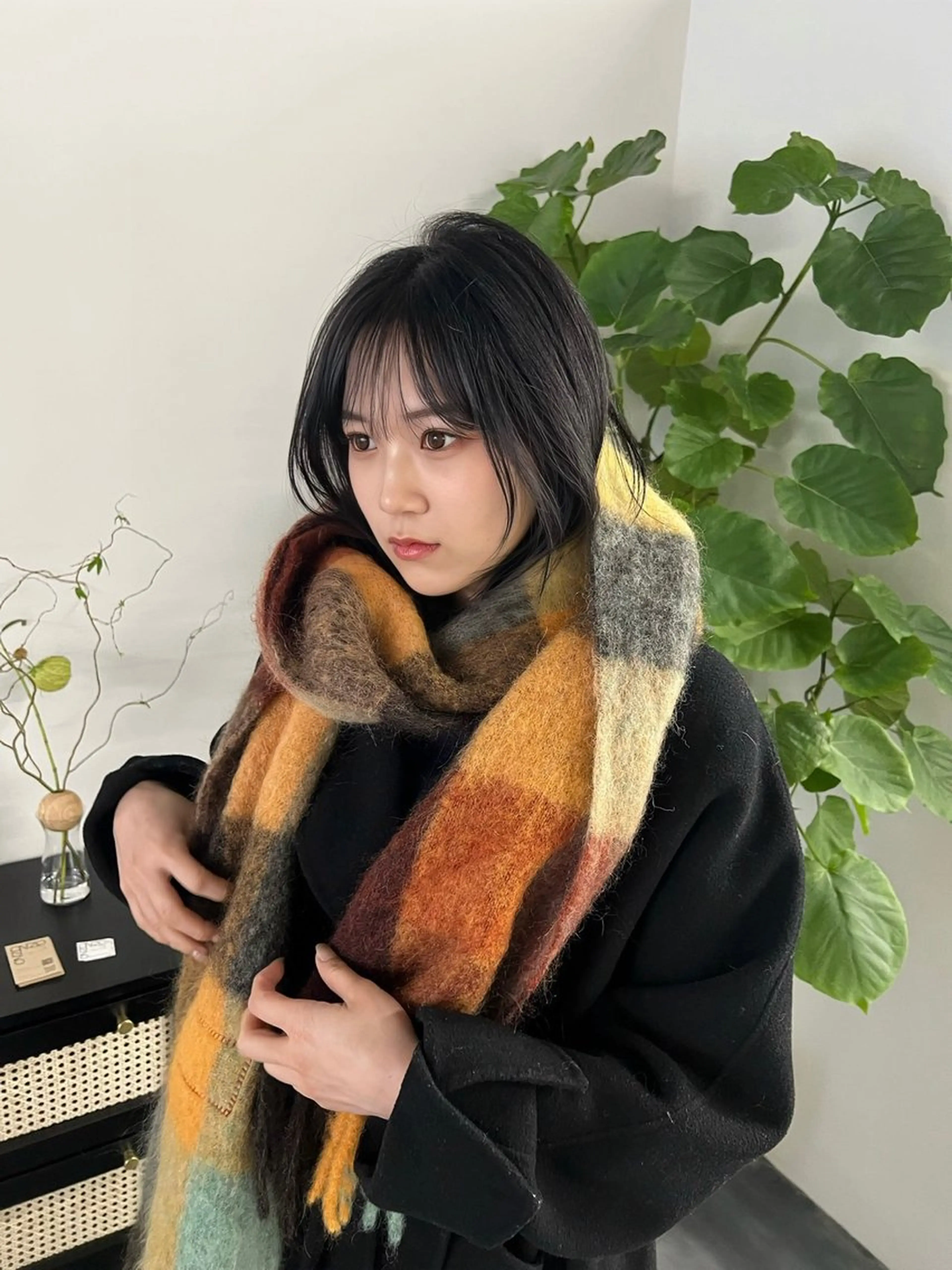セミロング カラー 顔まわりレイヤー レイヤーカット LEANE THE TOKYO所属・レイヤーカット無料/ 青山/荒谷進介のヘアスタイル