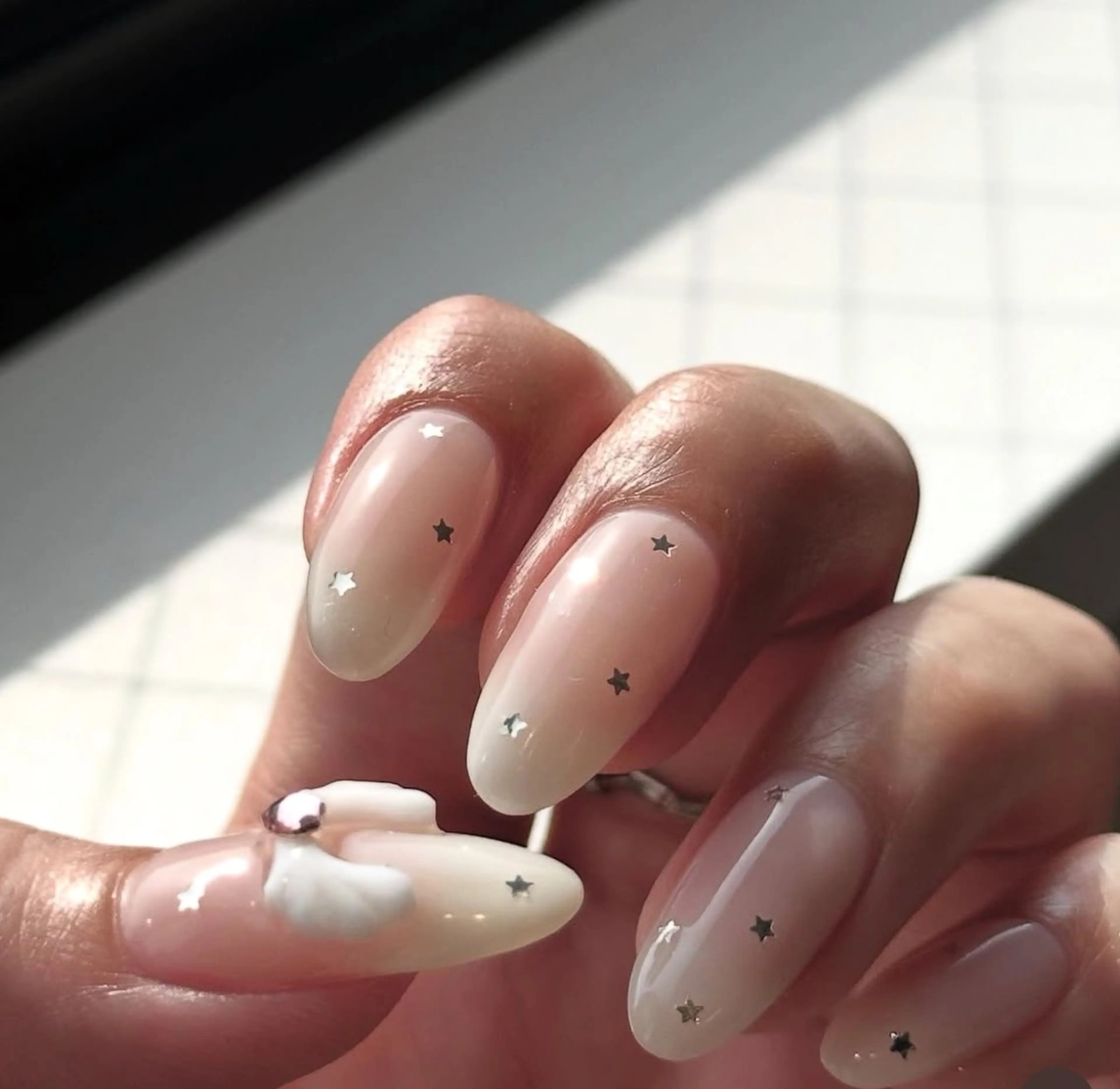 ネイル ハンドネイル Lily nails所属・chika🫶🏻 /中目黒のネイルデザイン