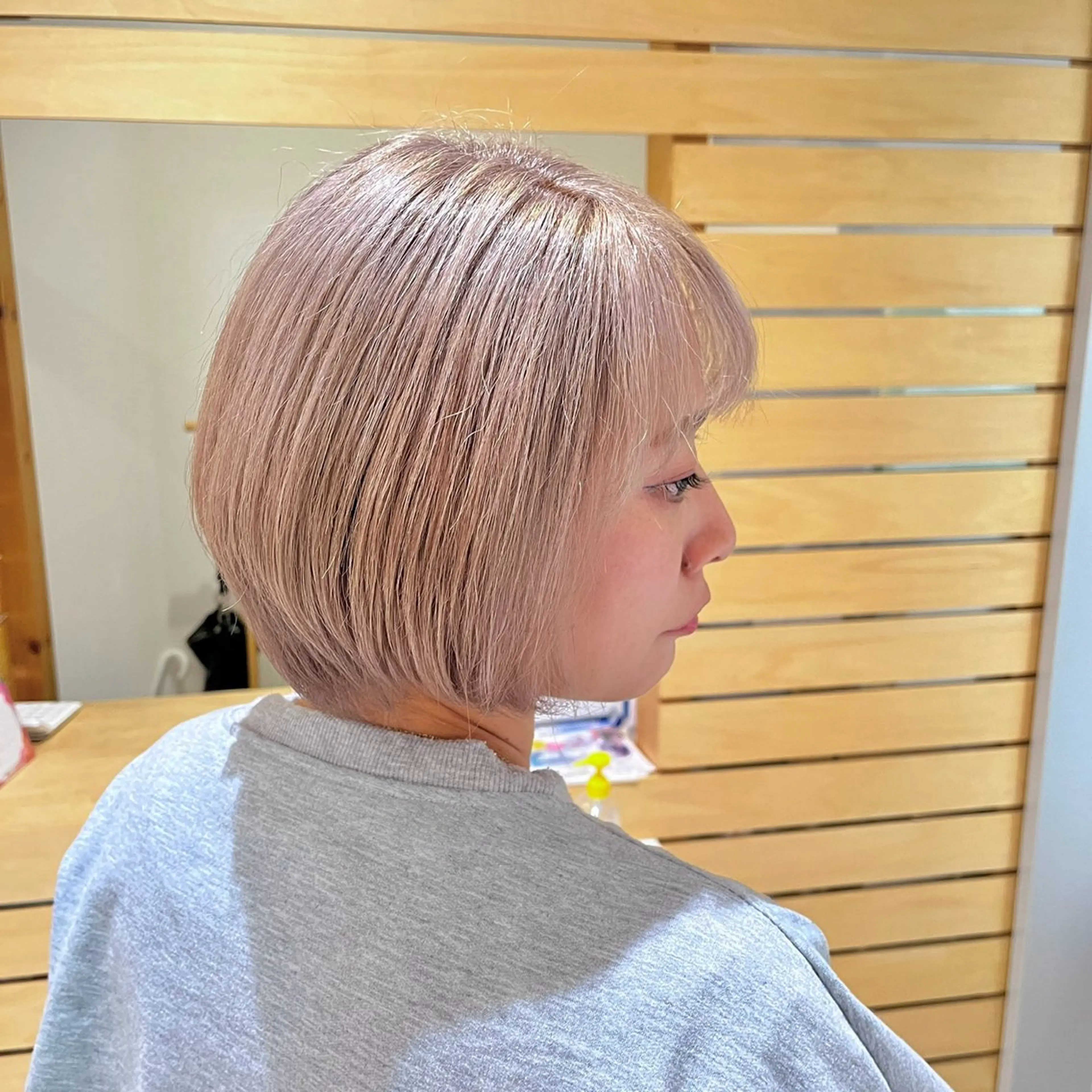 ショート カラー ブリーチ ヘアカラー トリートメント RUBEUS【ルベウス】所属・✨艶々カラー🎨 杉本賢人のヘアスタイル