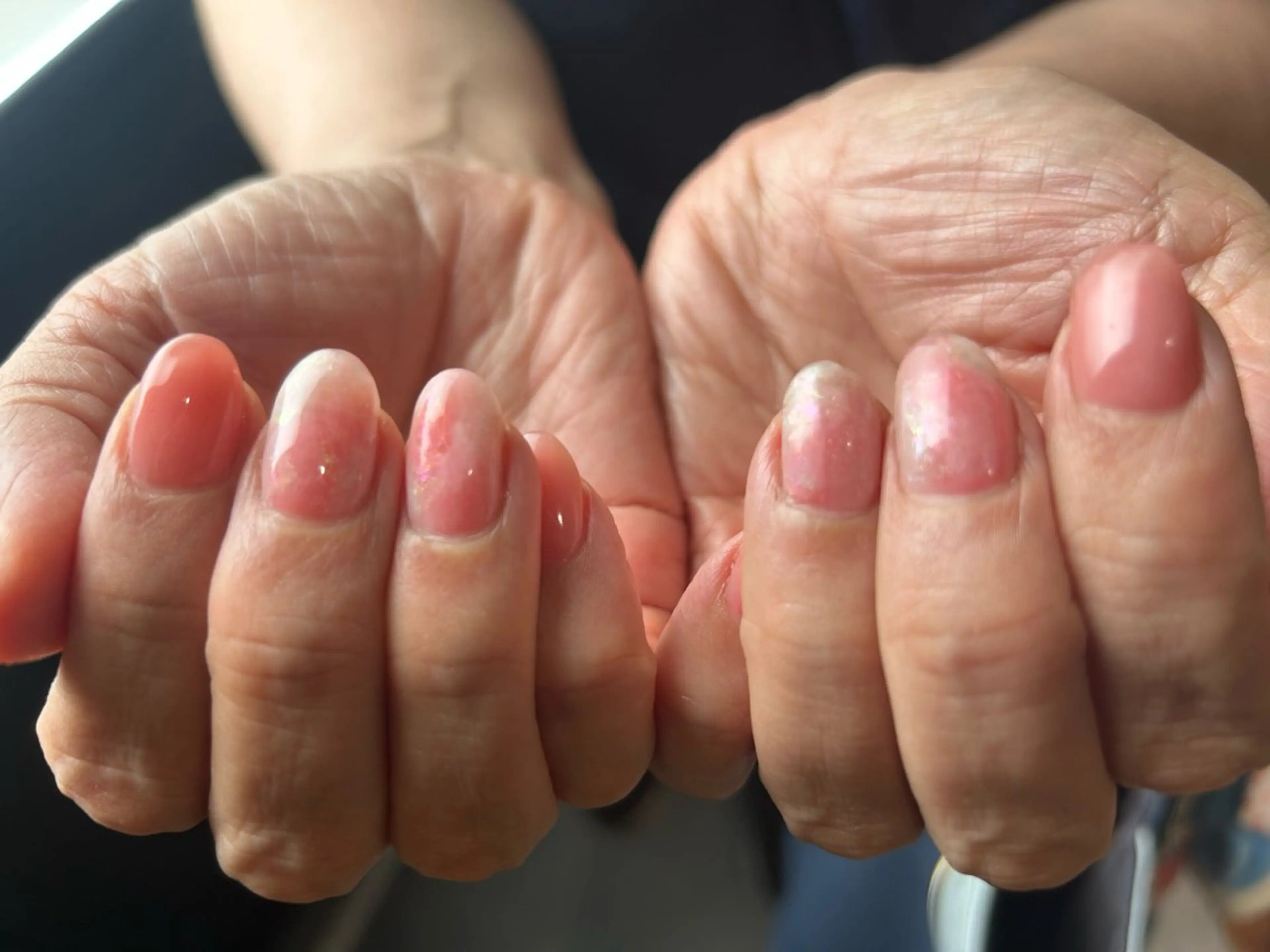 ネイル ニュアンスネイル ululimi nailsalonのネイルデザイン