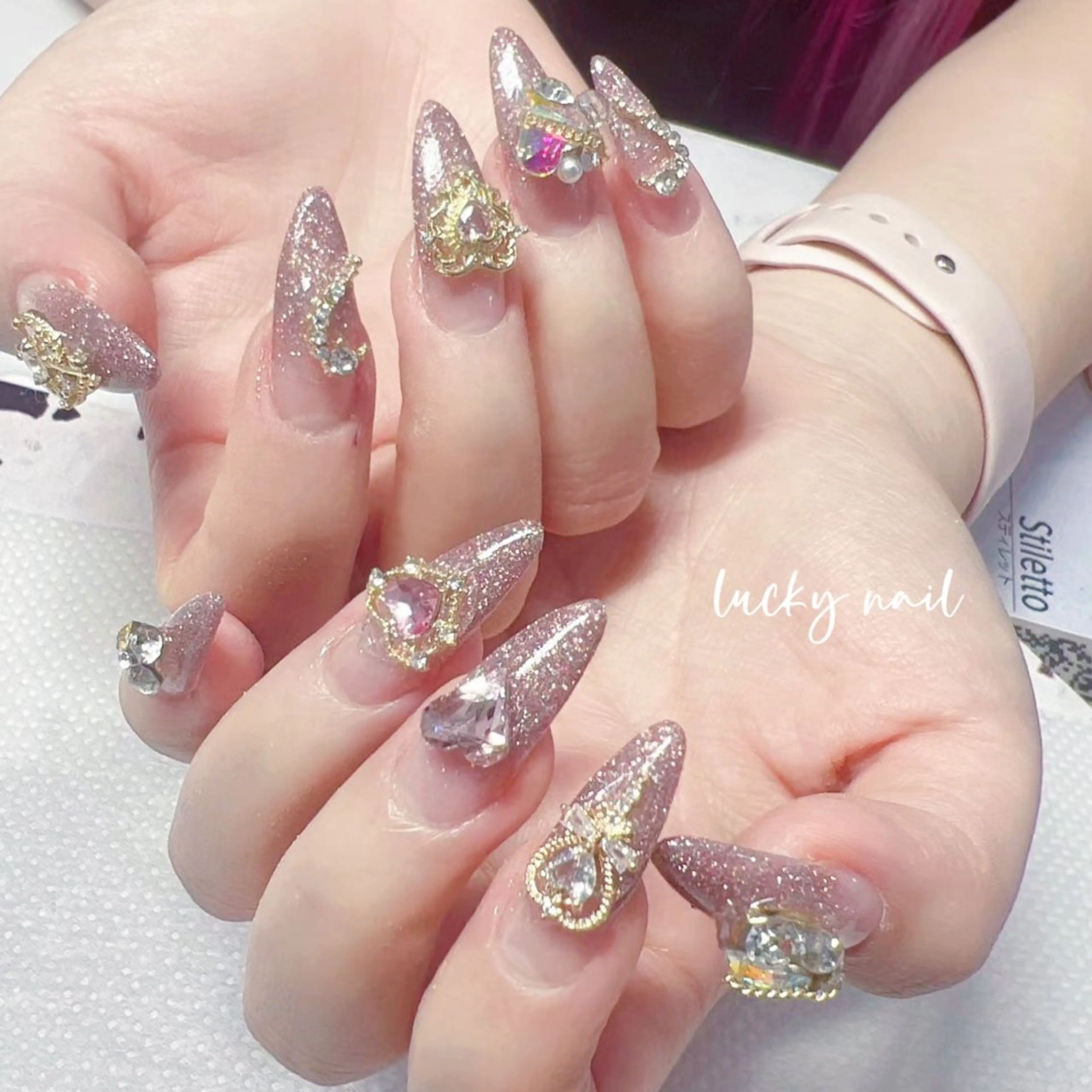 ネイル チークネイル 長さ出し ジェルネイル マグネットネイル 持ち込み ハンドネイル ハンドケア ラッキーネイルサロン 西川口東口店のネイルデザイン