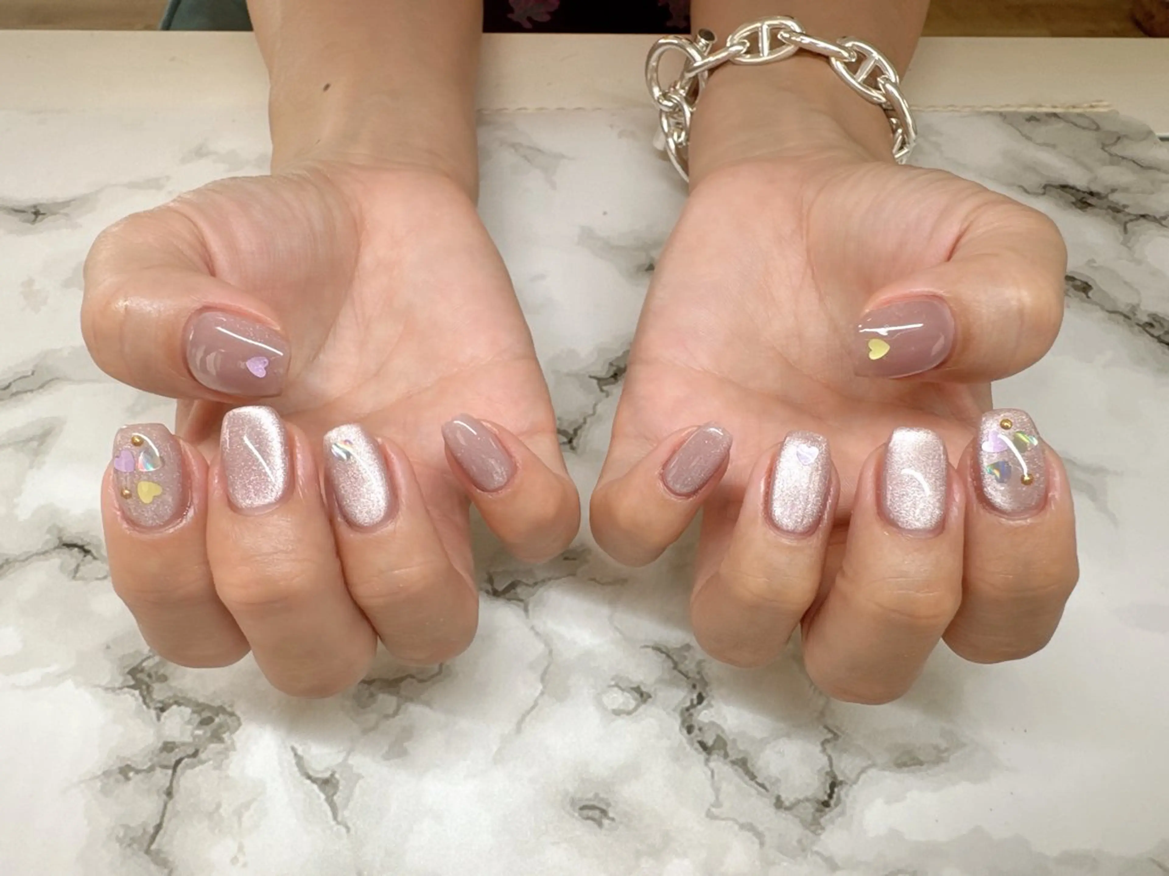 ネイル Odon Beauty  nail  salon所属・ソコ ソコのネイルデザイン