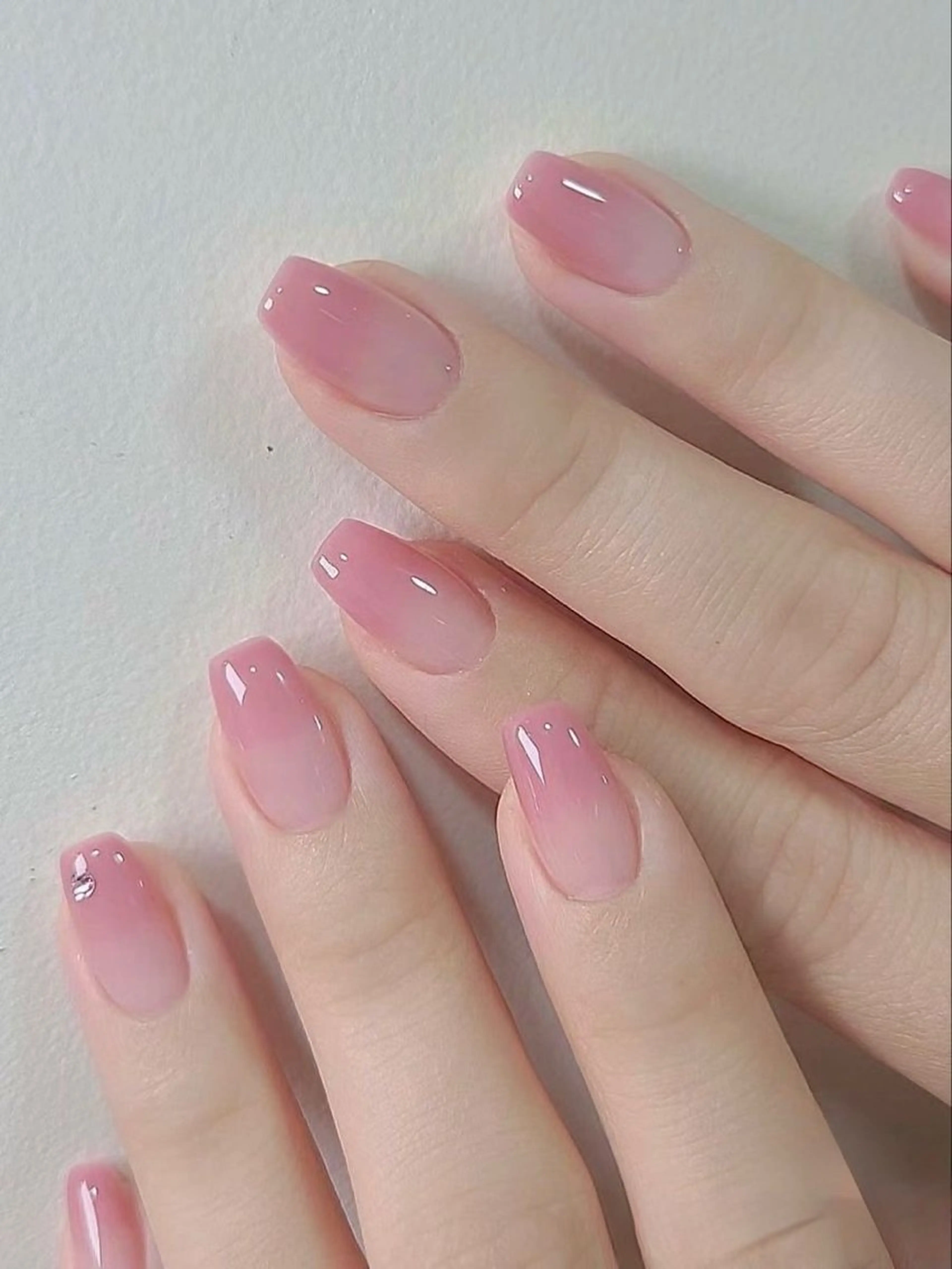 ネイル 長さ出し フレンチネイル グラデーション 卒業式 マグネットネイル ハンドネイル ハンドケア MIHANA NAILのネイルデザイン