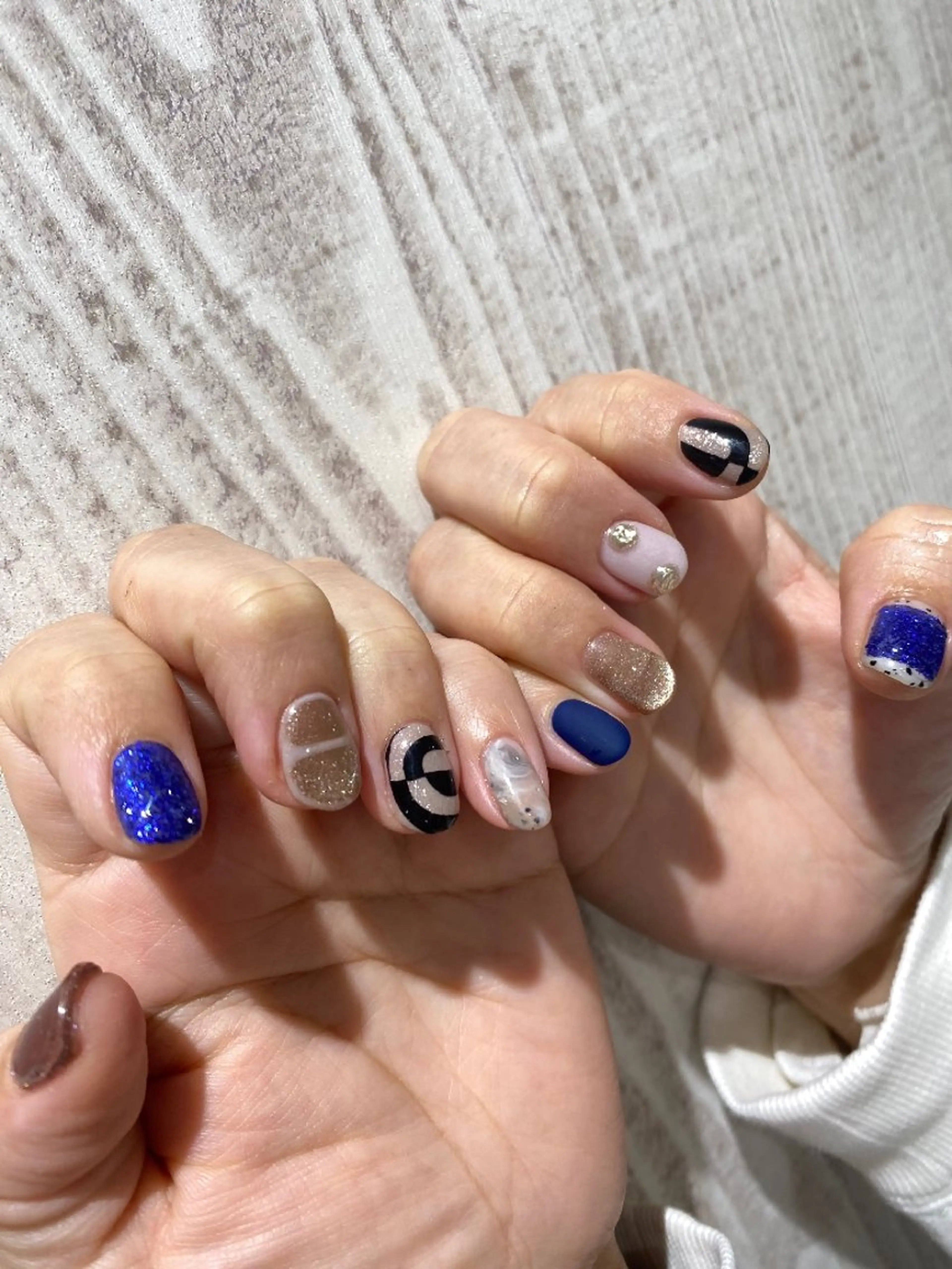 ネイル ハンドネイル 5日16時マグネット 4980円❣️のネイルデザイン