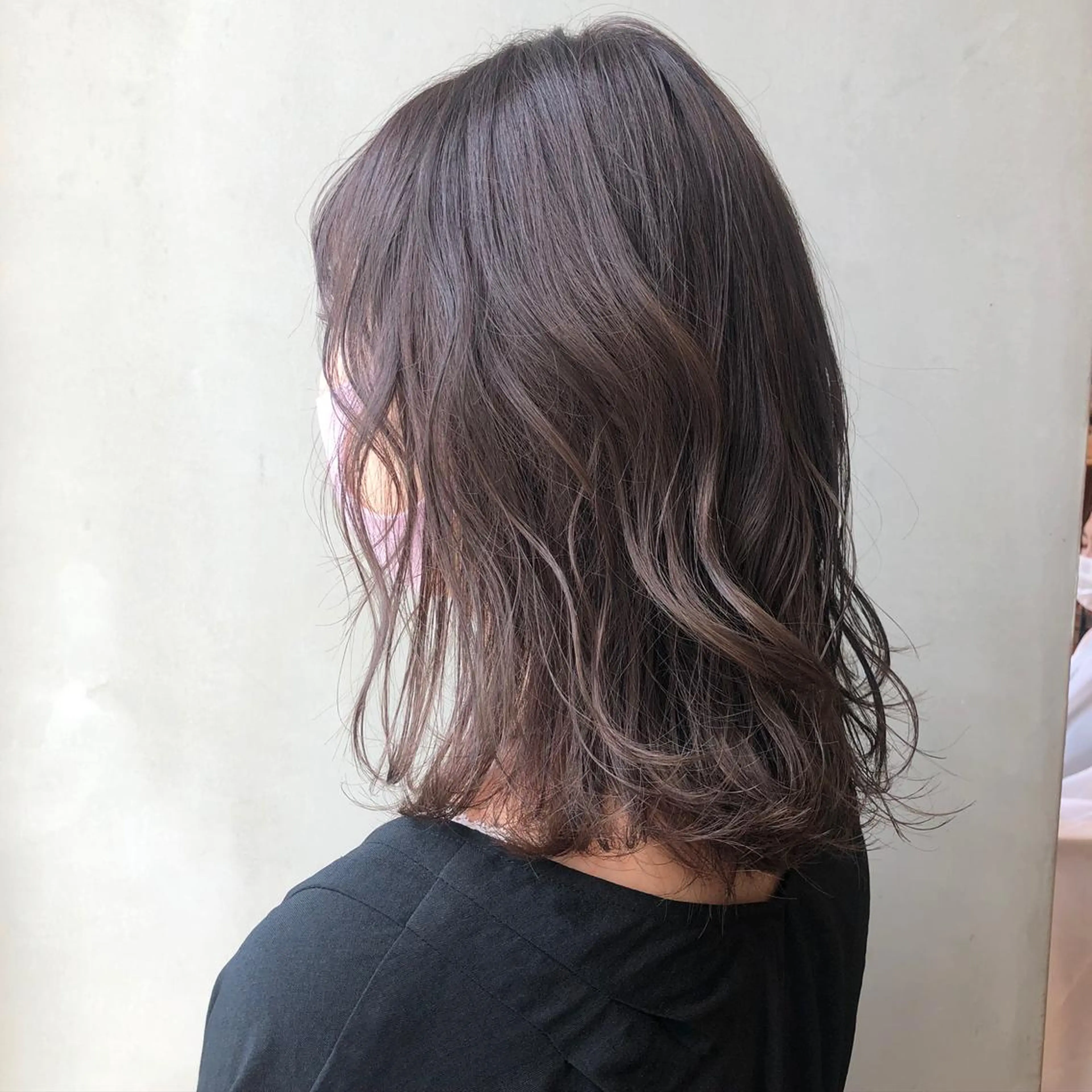ミディアム カラー tahie所属・クスカワ ノリエのヘアスタイル