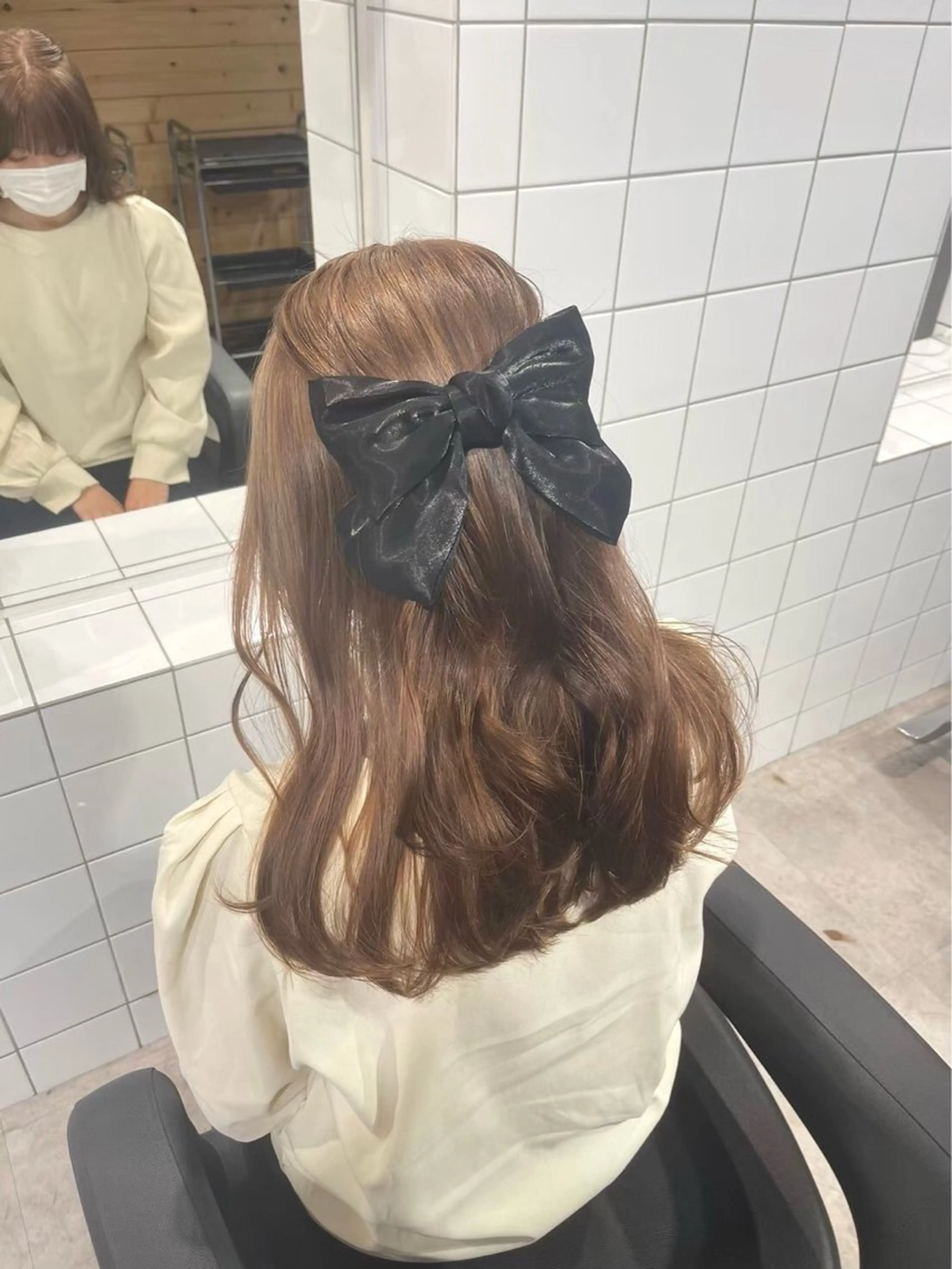 セミロング カラー 赤みなし艶カラー🍈 ユウナ🍈🤍のヘアスタイル