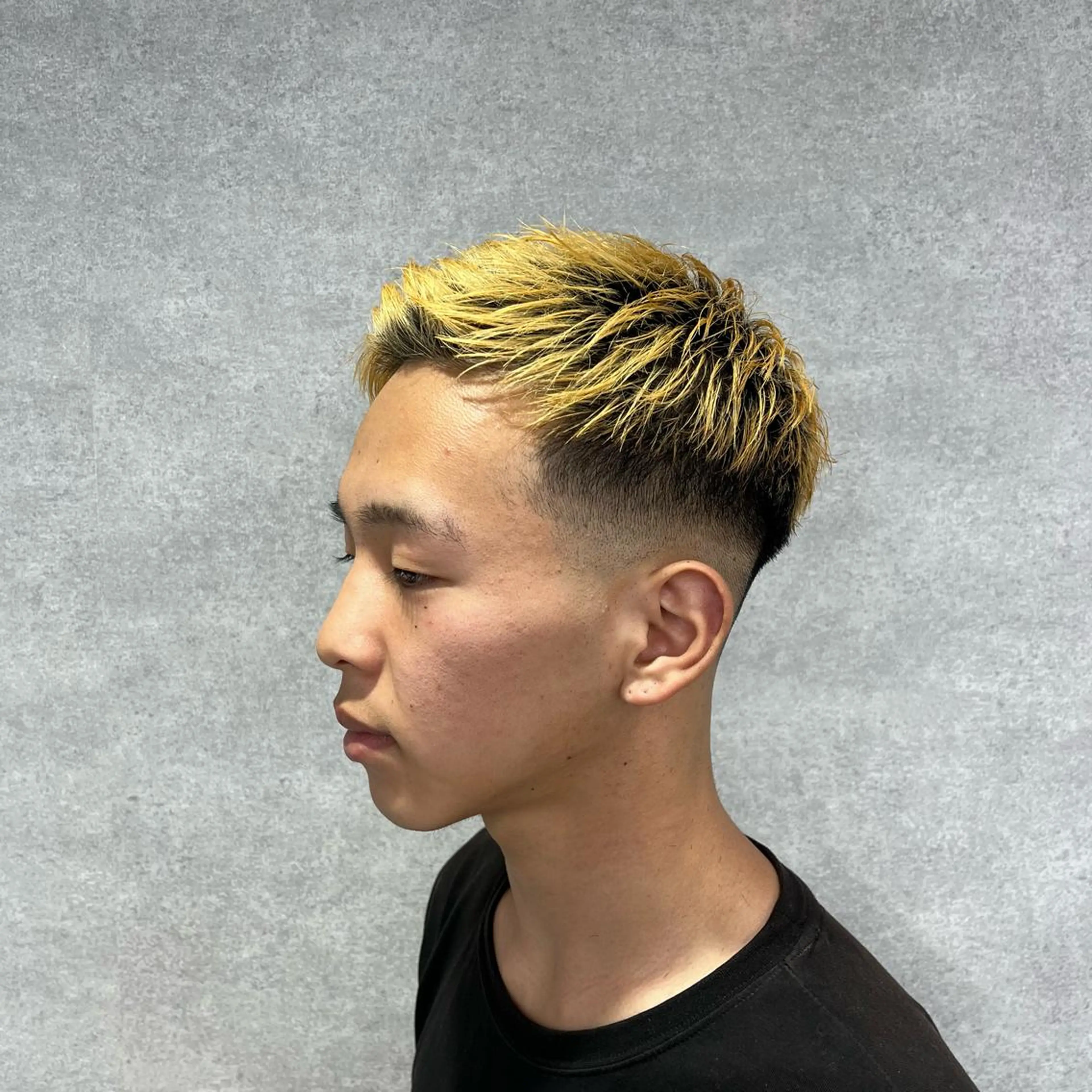 ショート メンズ モヒカン カット 🔥メンズカット＋パ ーマ🔥菊池一真のヘアスタイル