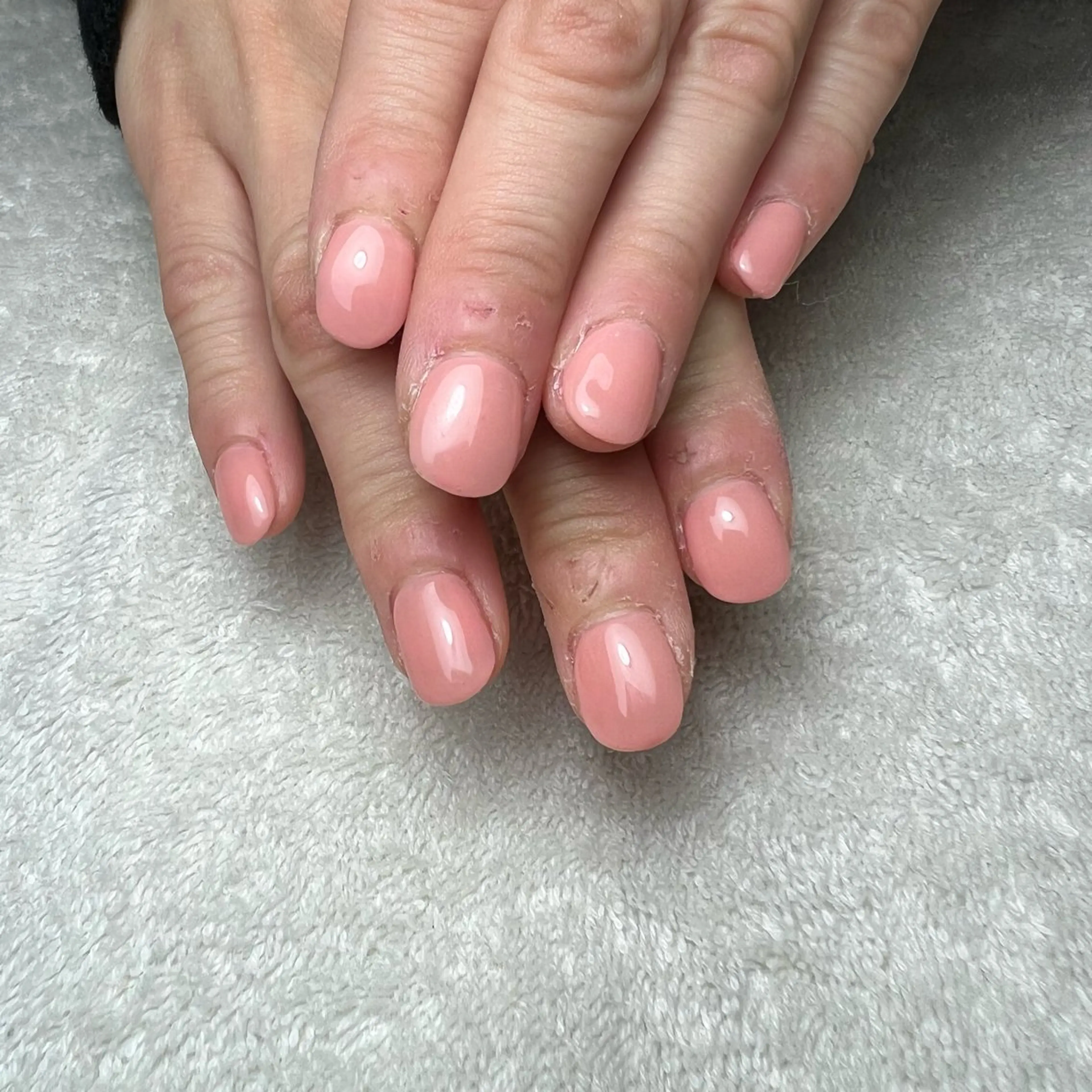 ネイル ワンカラーネイル シンプルネイル ハンドネイル COCO+所属・COCO +のエステ・リラクイメージ