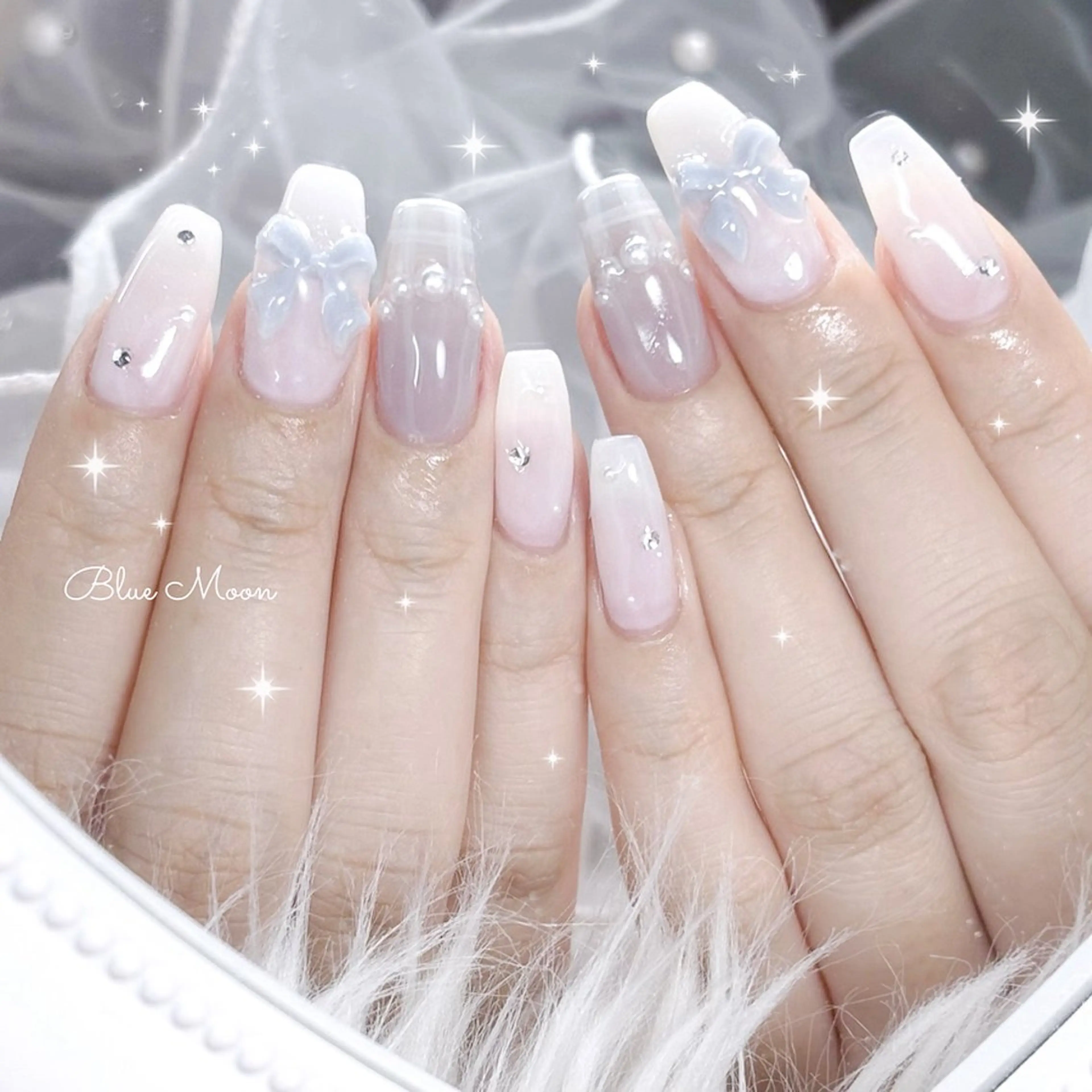 ネイル リボン ハンドネイル フットネイル ハンドケア nail salon Blue Moonのネイルデザイン