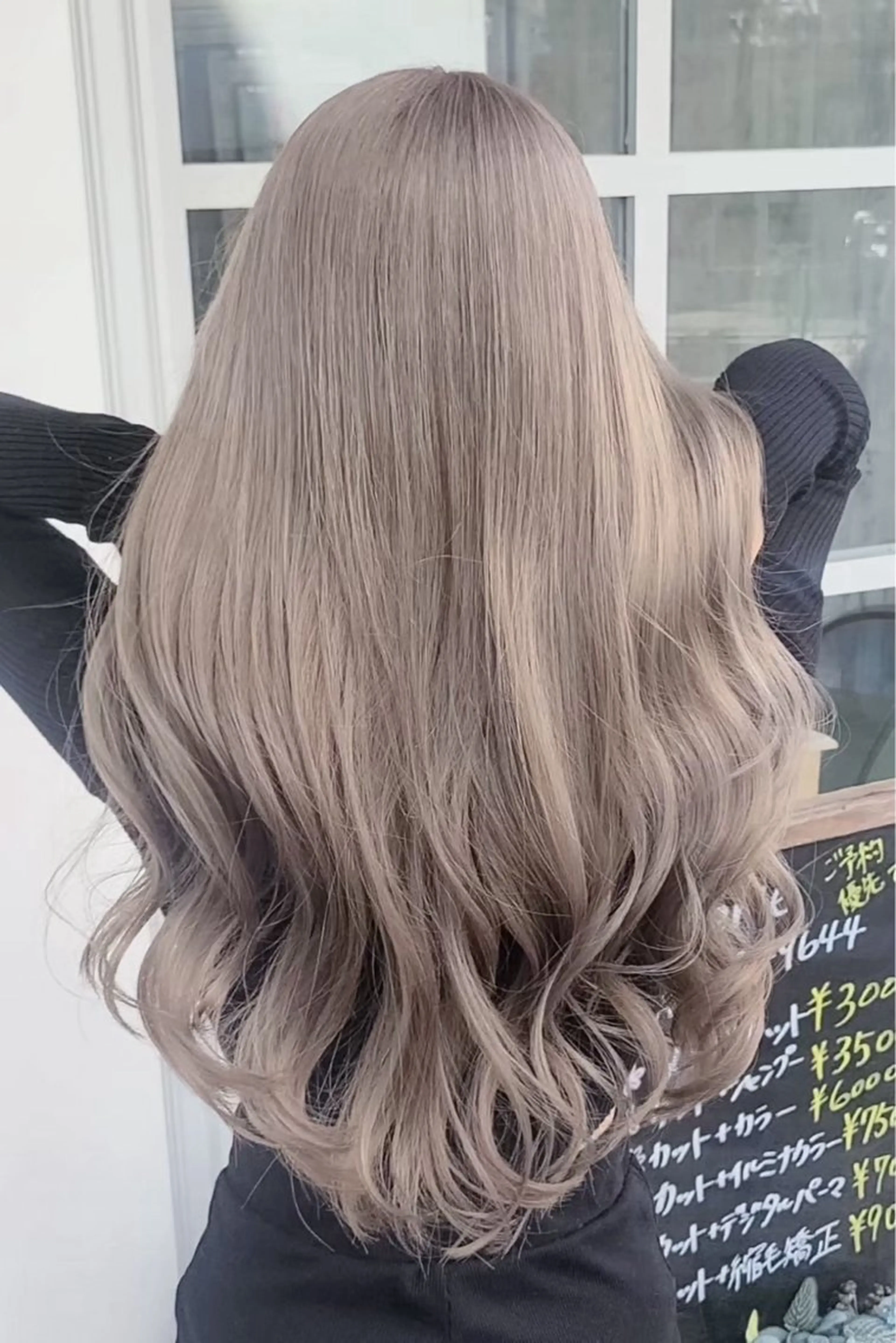 ロング カラー ブリーチ ヘアカラー ☘️Garden 石栗一樹☘️のヘアスタイル