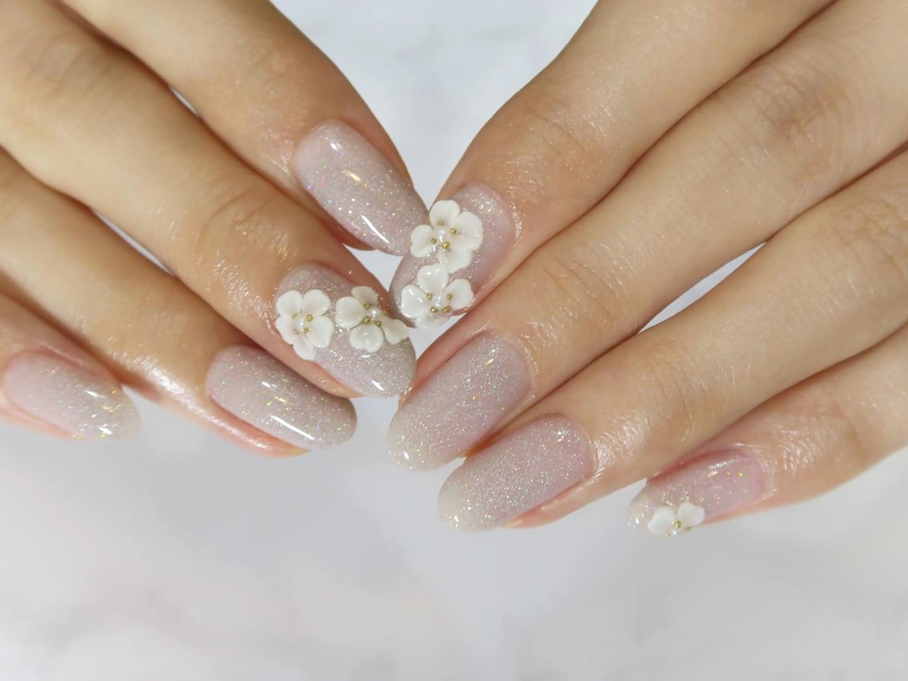 ネイル gloss nail 代々木上原のネイルデザイン