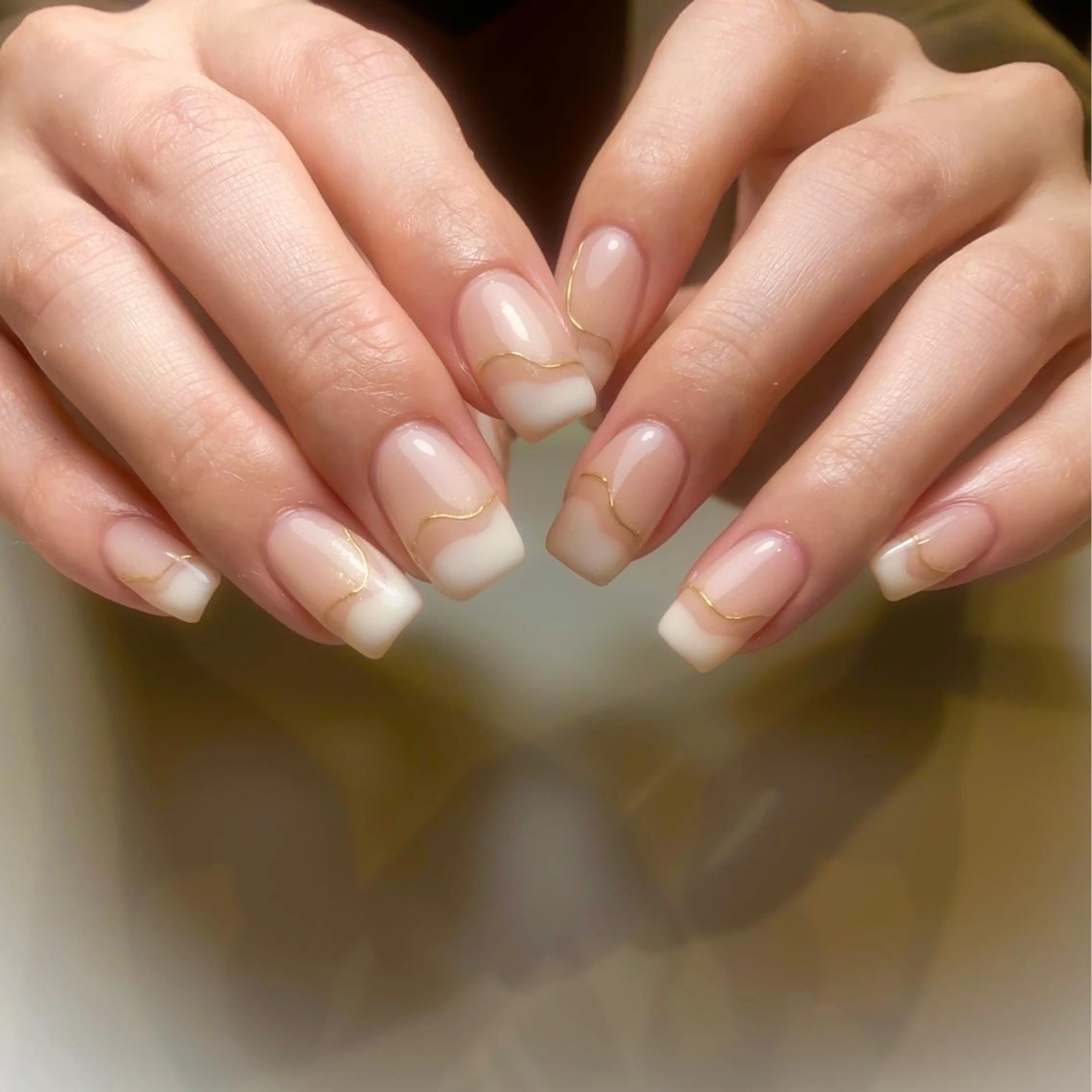 ネイル ハンドネイル NINEnami ニュアンスネイルのネイルデザイン