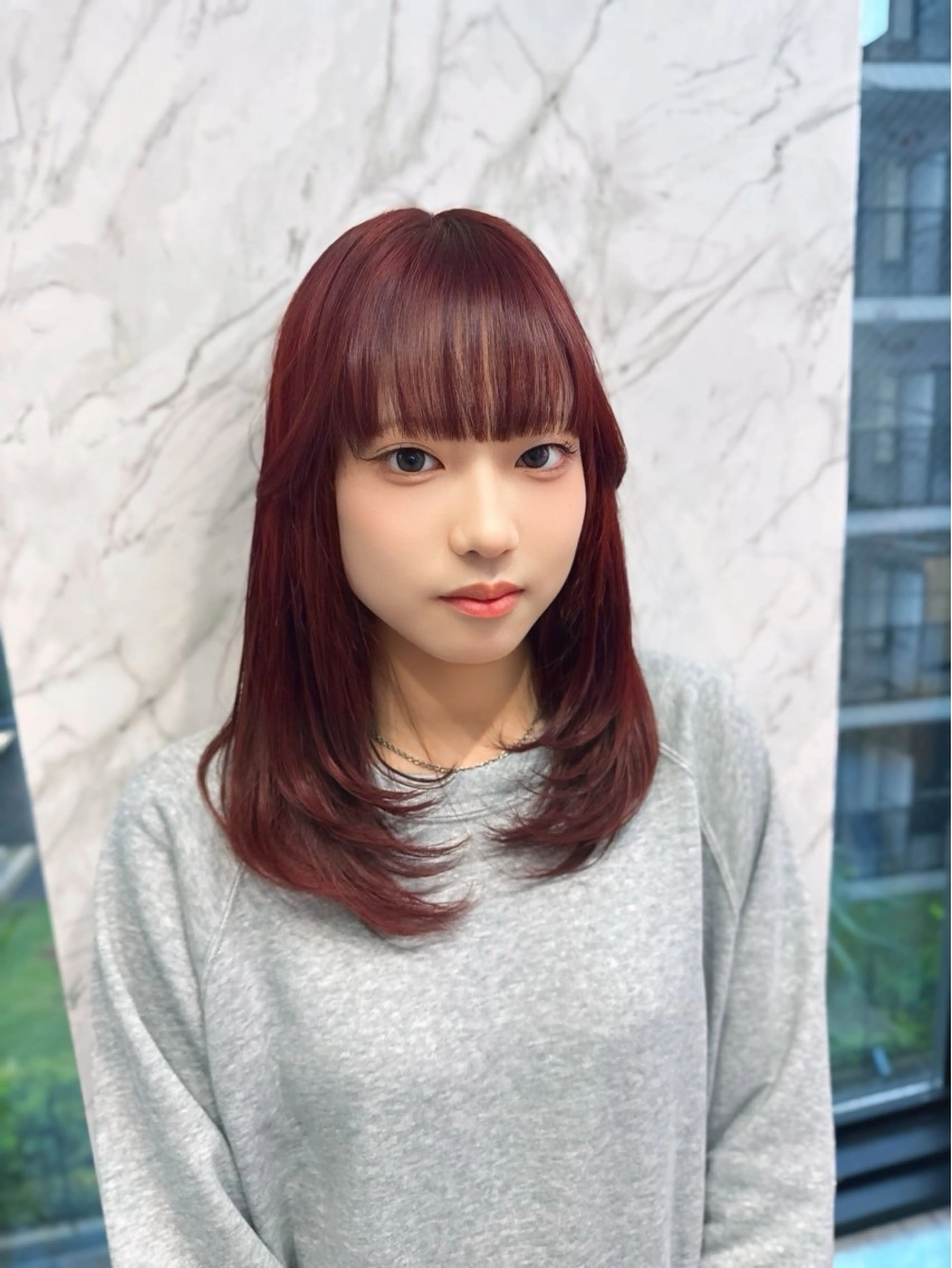 ミディアム ラベンダーベージュ 学生 韓国風ヘア カット 🦋ami/浦和 ブリーチカラー🦋のヘアスタイル