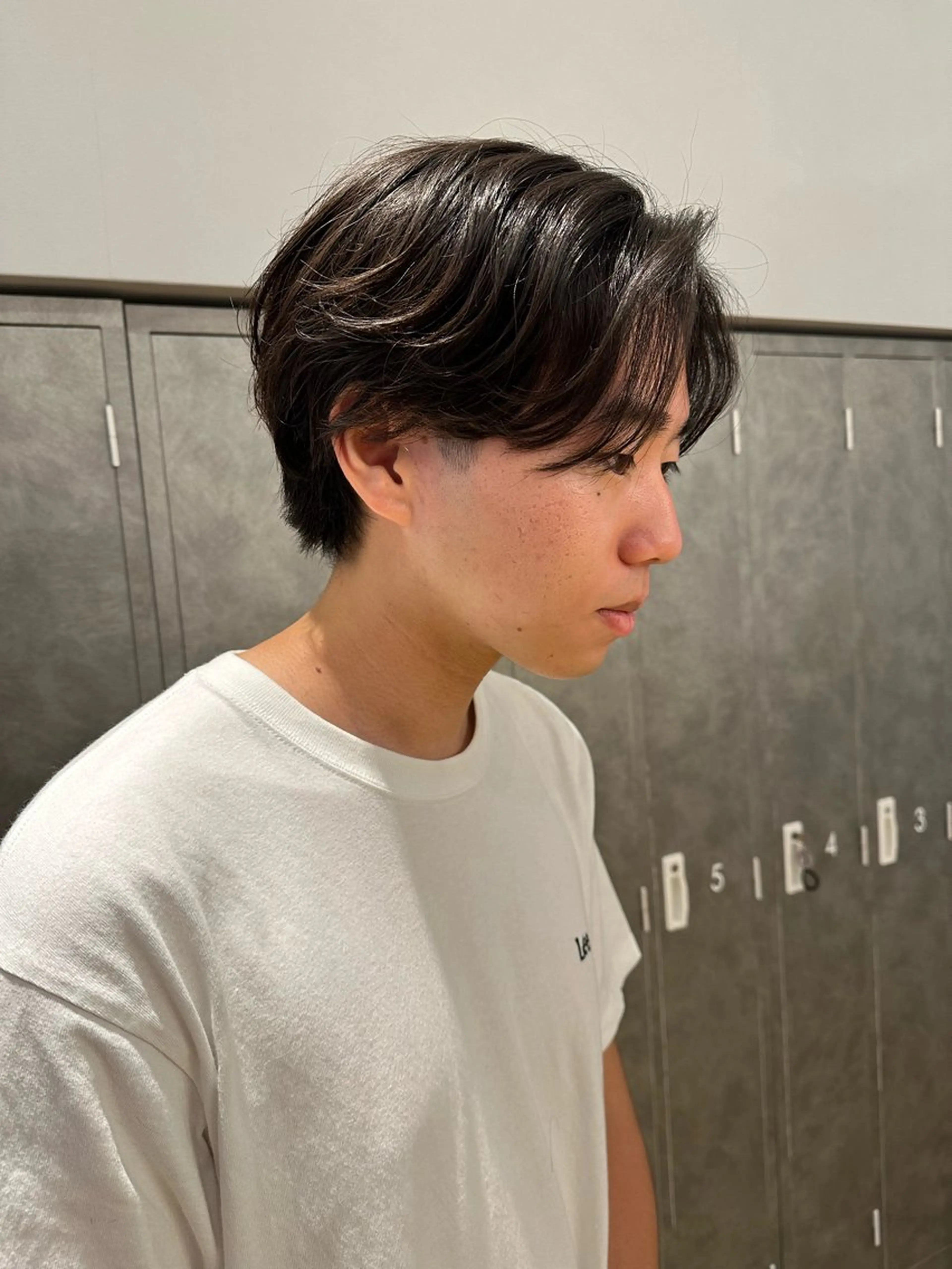 メンズ Defi梅田 岡 宗杜のヘアスタイル