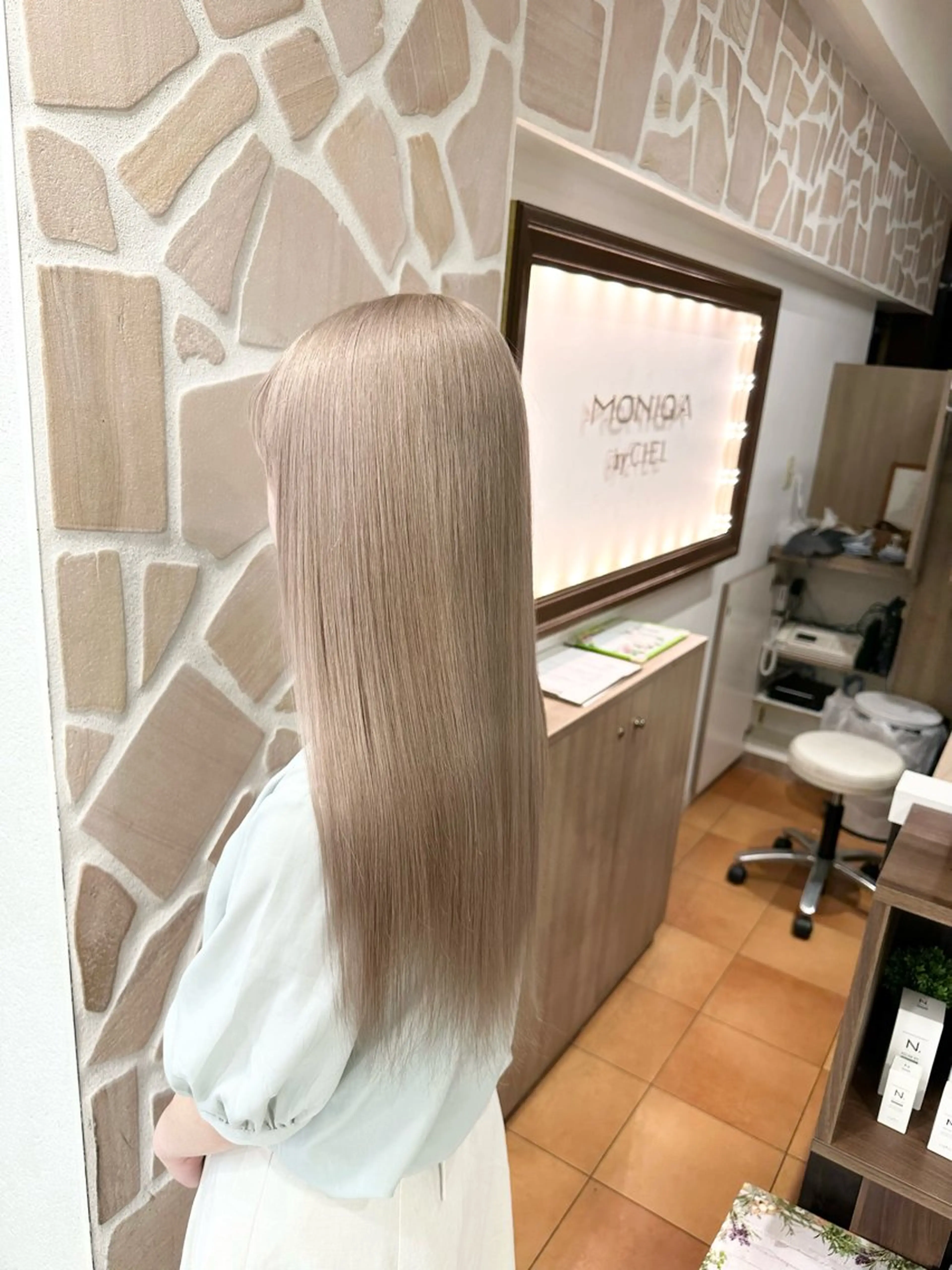 ロング カラー ヘアアレンジ ブリーチ ヘアカラー トリートメント MONIQA所属・🐲RYUKI メンズブリーチのヘアスタイル