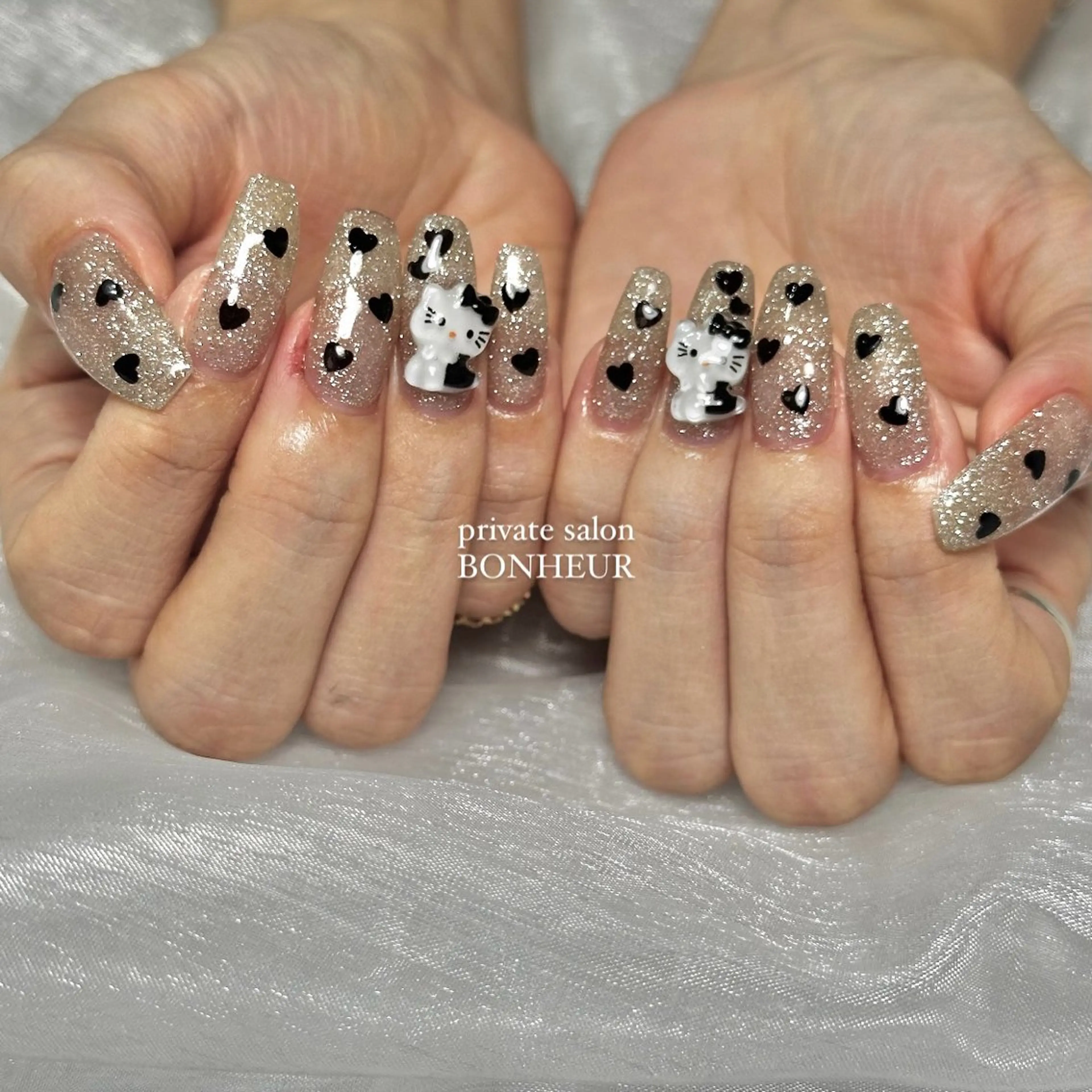 ネイル ハンドネイル BONHEUR Annaのネイルデザイン