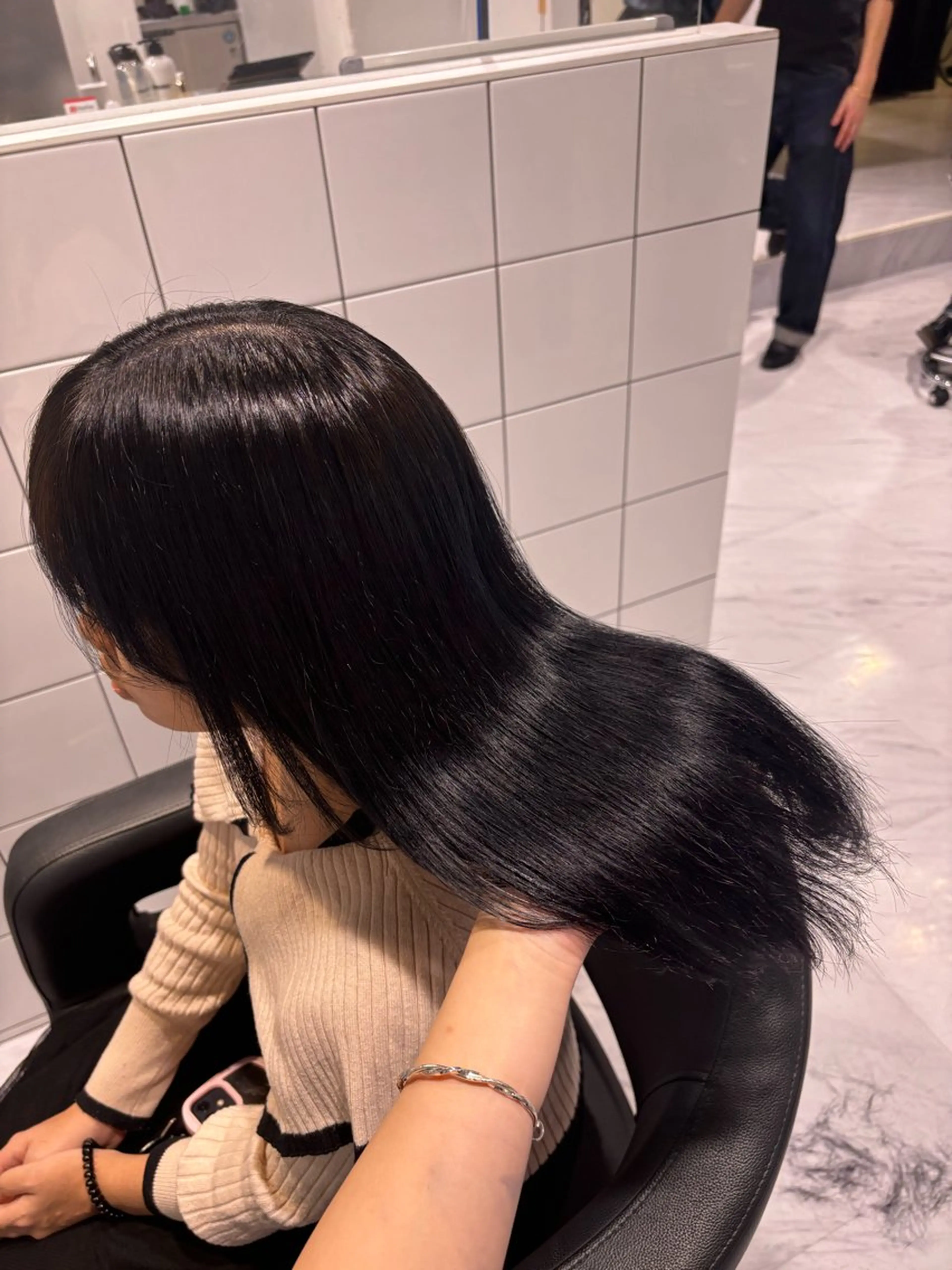 ロング カラー カット ヘアカラー トリートメント ヘッドスパ ヘアセット 表参道♡暗髪^ྀི 艶カラー♡アユミのヘアスタイル