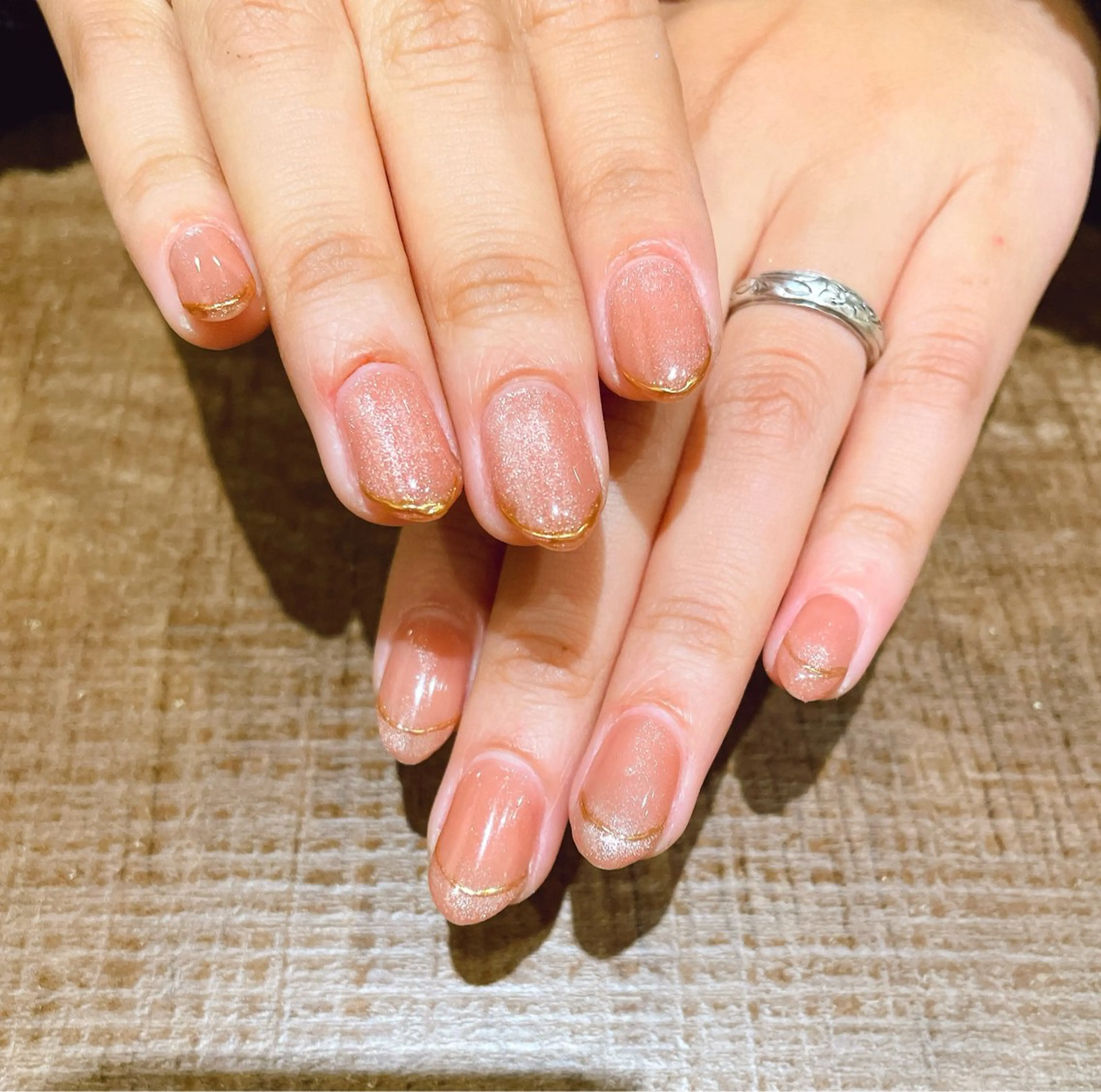 ネイル ハンドネイル ハンドケア GAL_ NAILのネイルデザイン