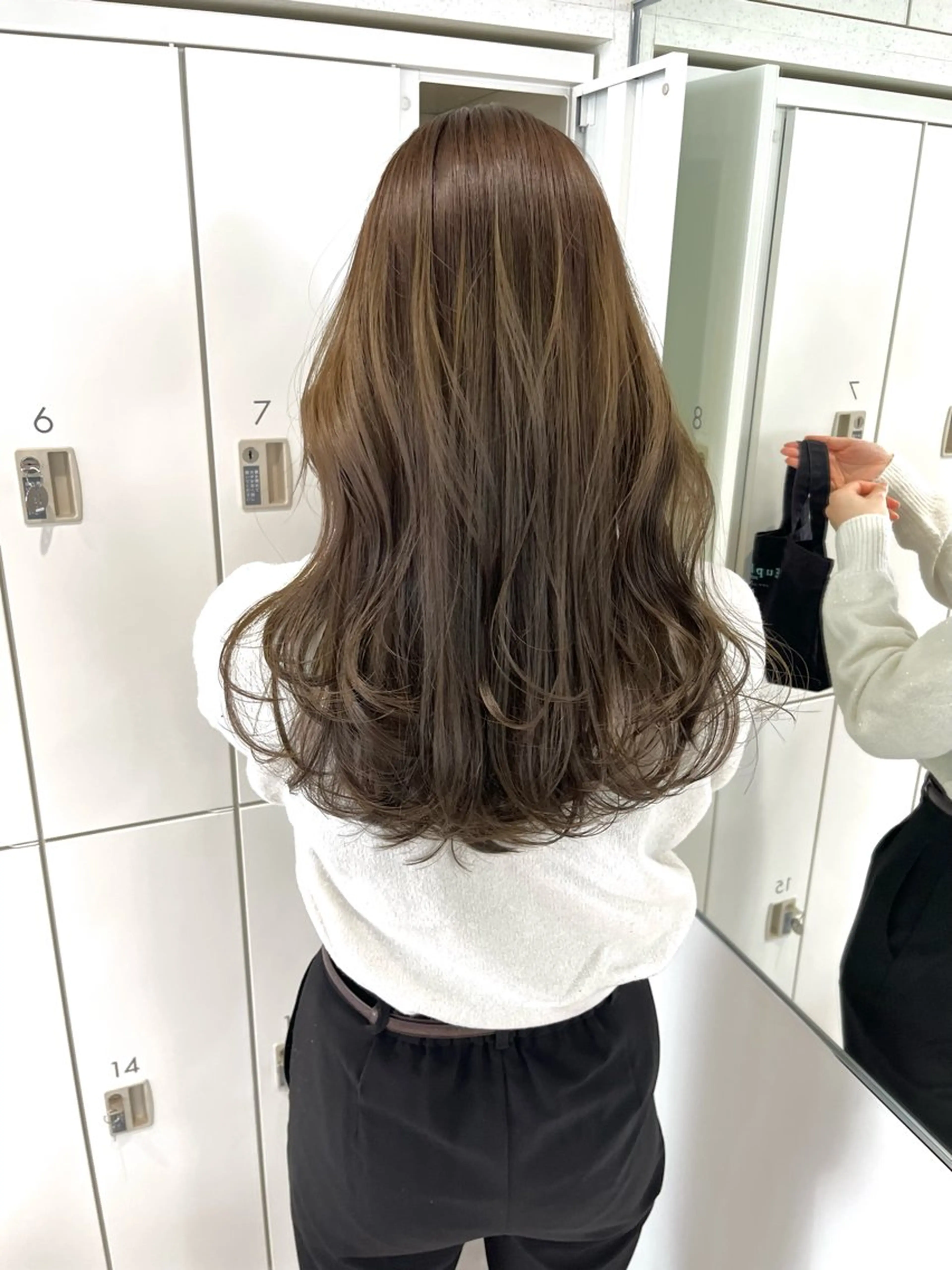 ロング カラー カット ヘアカラー トリートメント 新宿/韓国ヘアレイヤ ー/髪質改善/岡崎のヘアスタイル