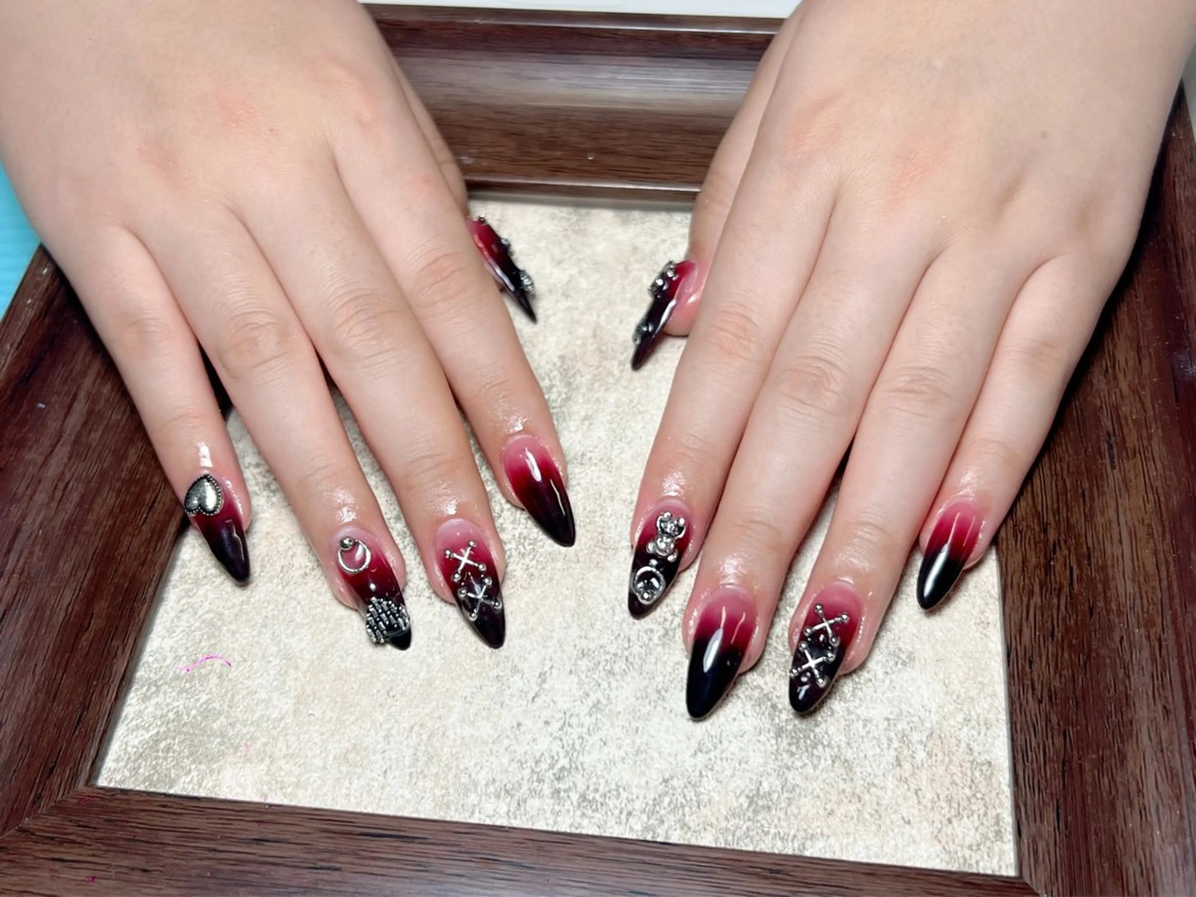 ネイル 長さ出し Lya Nail Salonのネイルデザイン