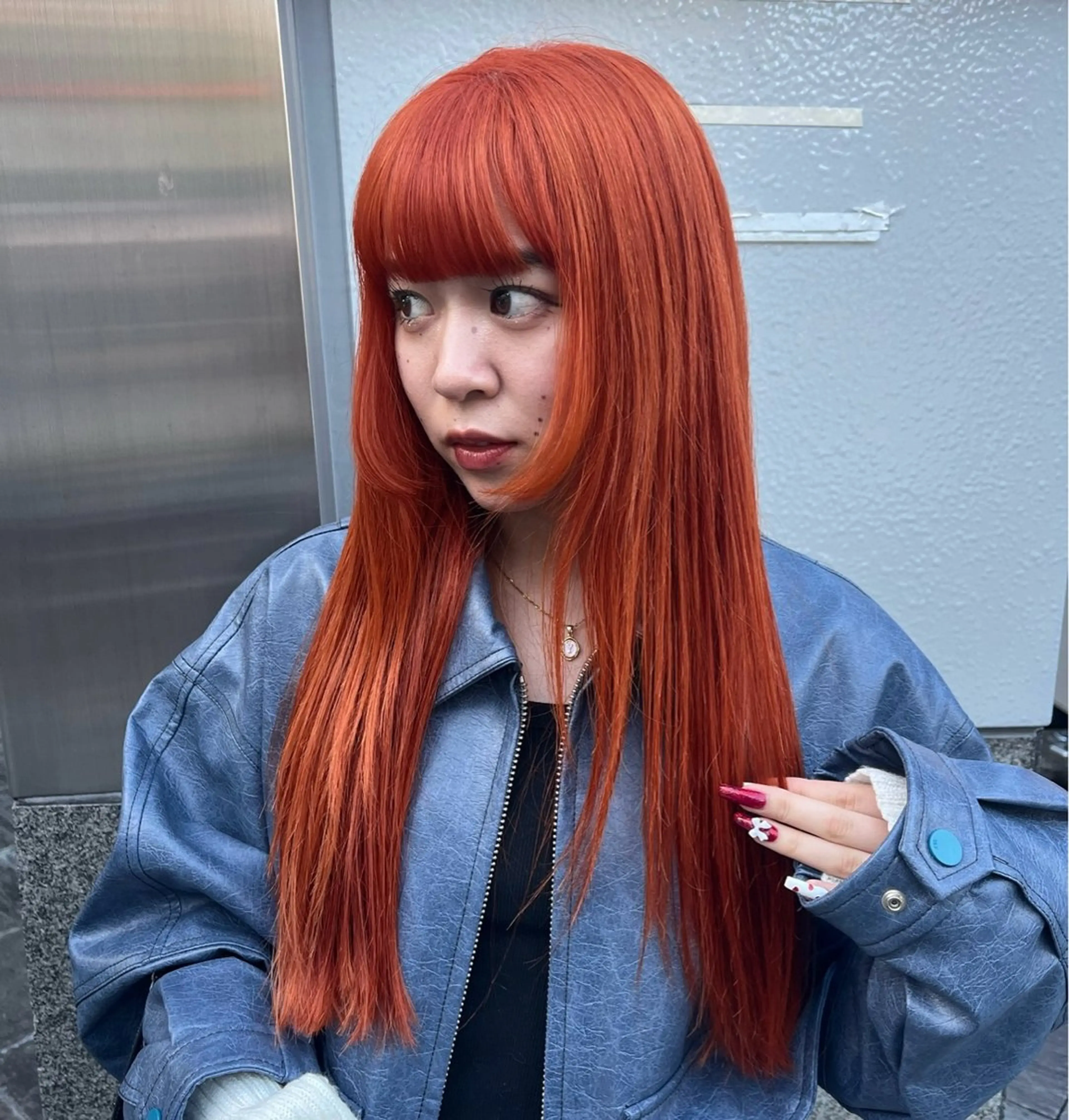 ロング カラー ハイトーンカラー オレンジ ロング タマキ/似合わせ カット/Wカラーのヘアスタイル