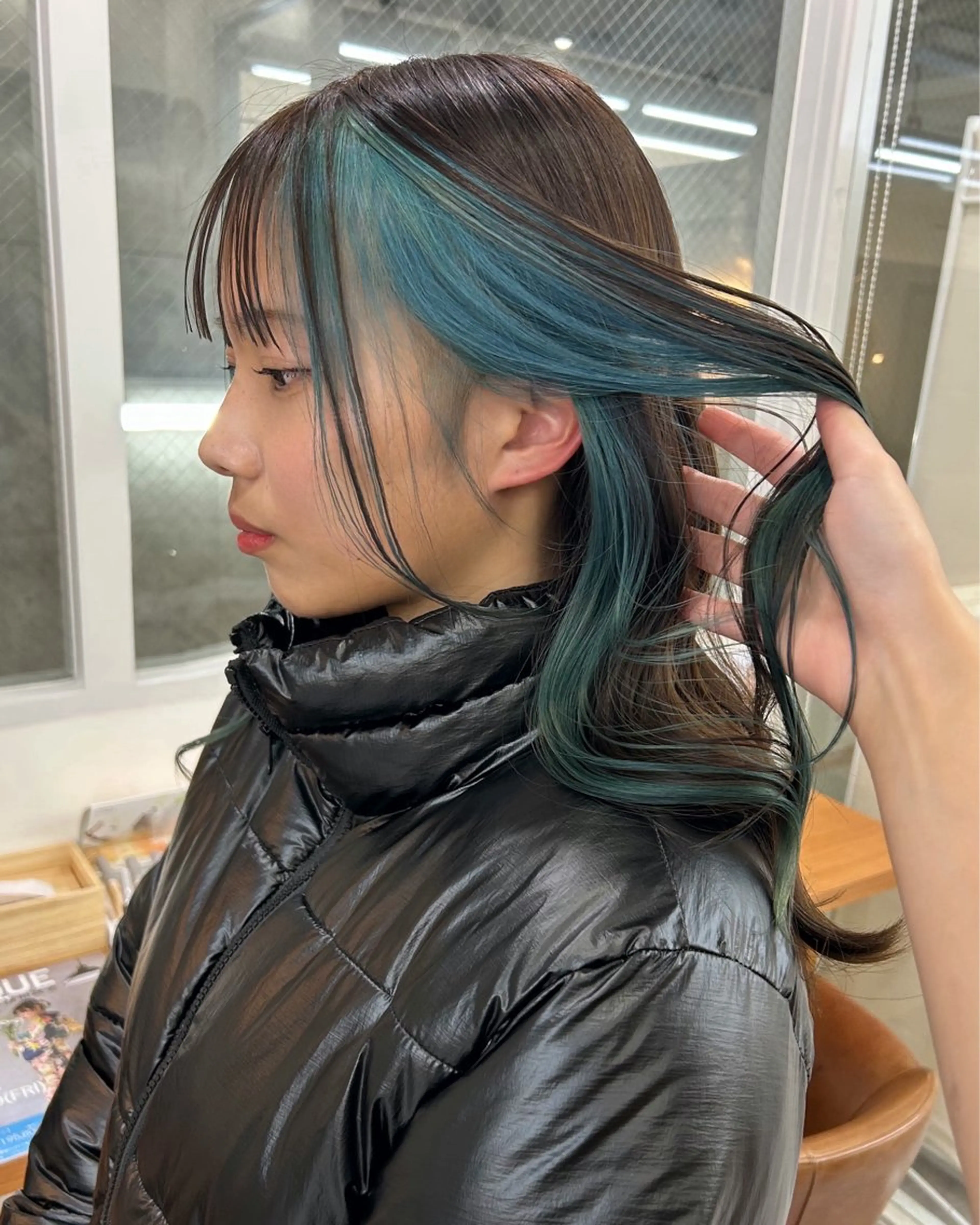 カラー MAMI / Lienのヘアスタイル