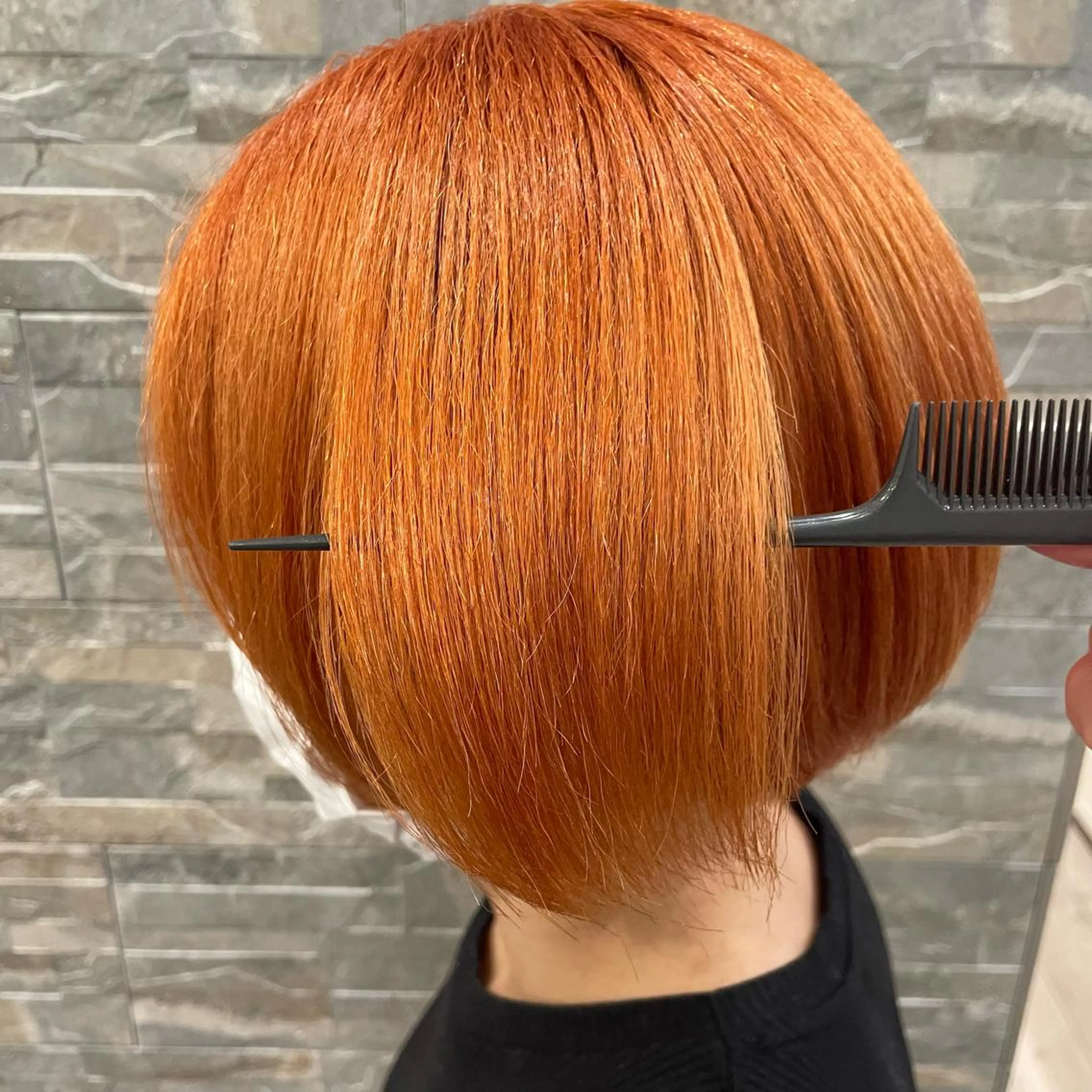 ミディアム カラー オレンジ La Blessグランサロン梅田店所属・梅田美容室/ブリーチ なし/レイヤーカットのヘアスタイル