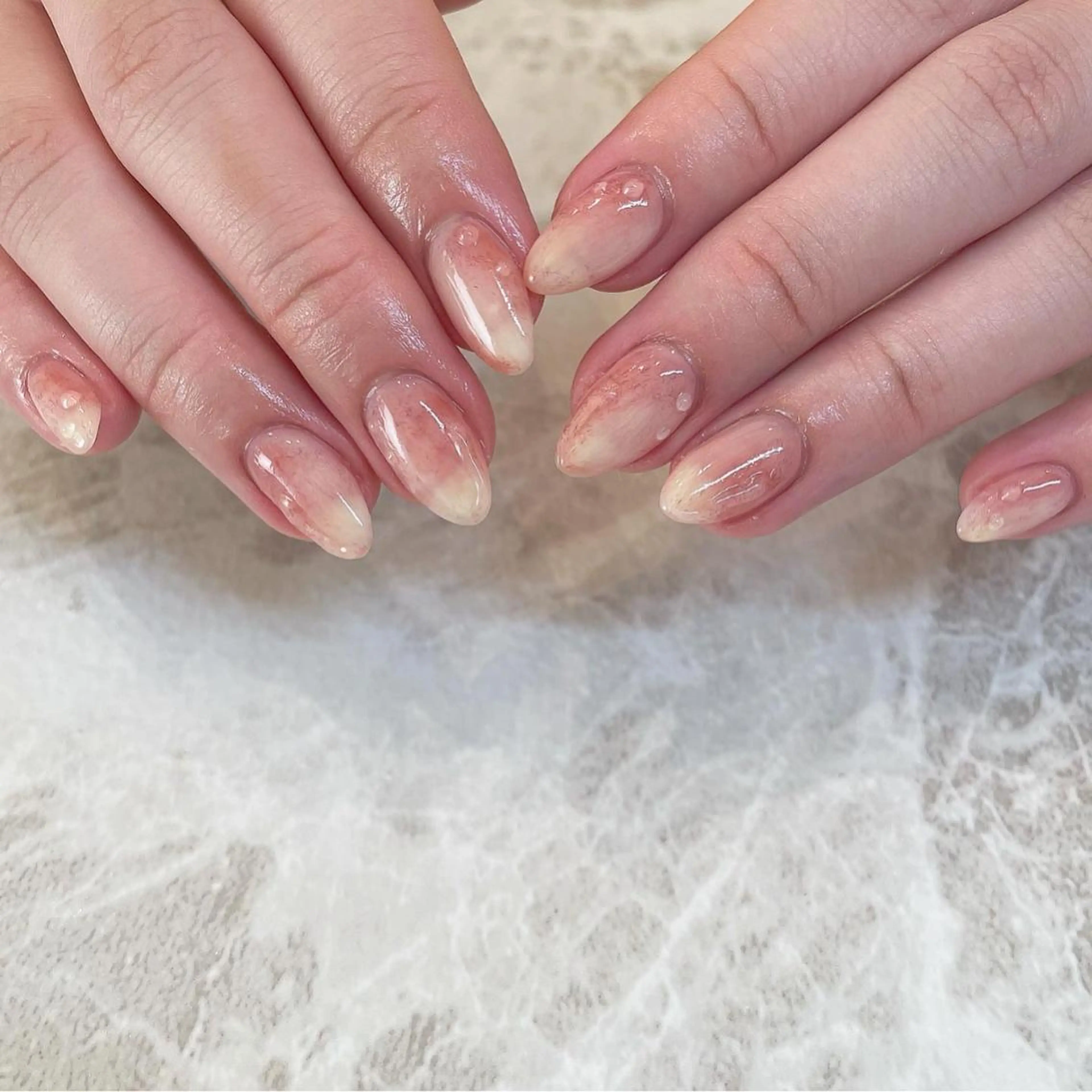 ネイル essence所属・pétit maakoのネイルデザイン