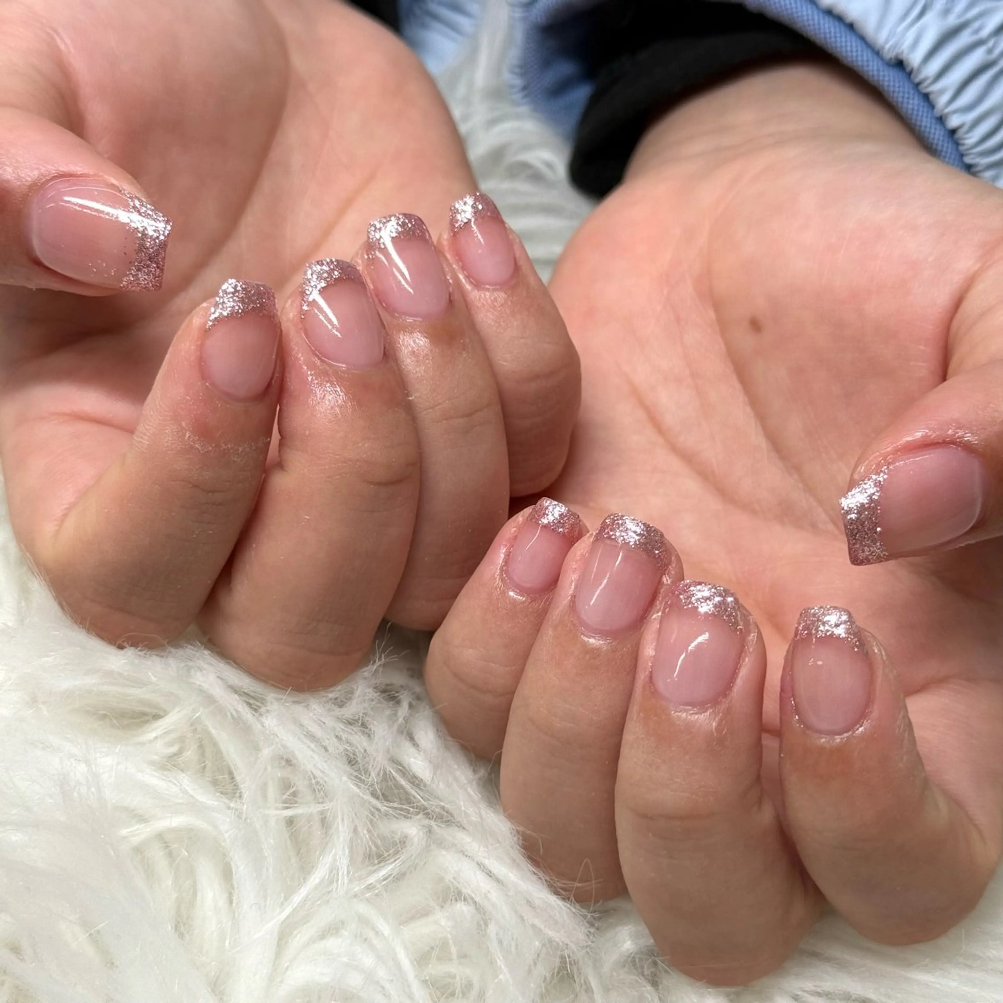 ネイル フレンチネイル ラメ(グリッター) ハンドネイル nail salon &e kanaのネイルデザイン