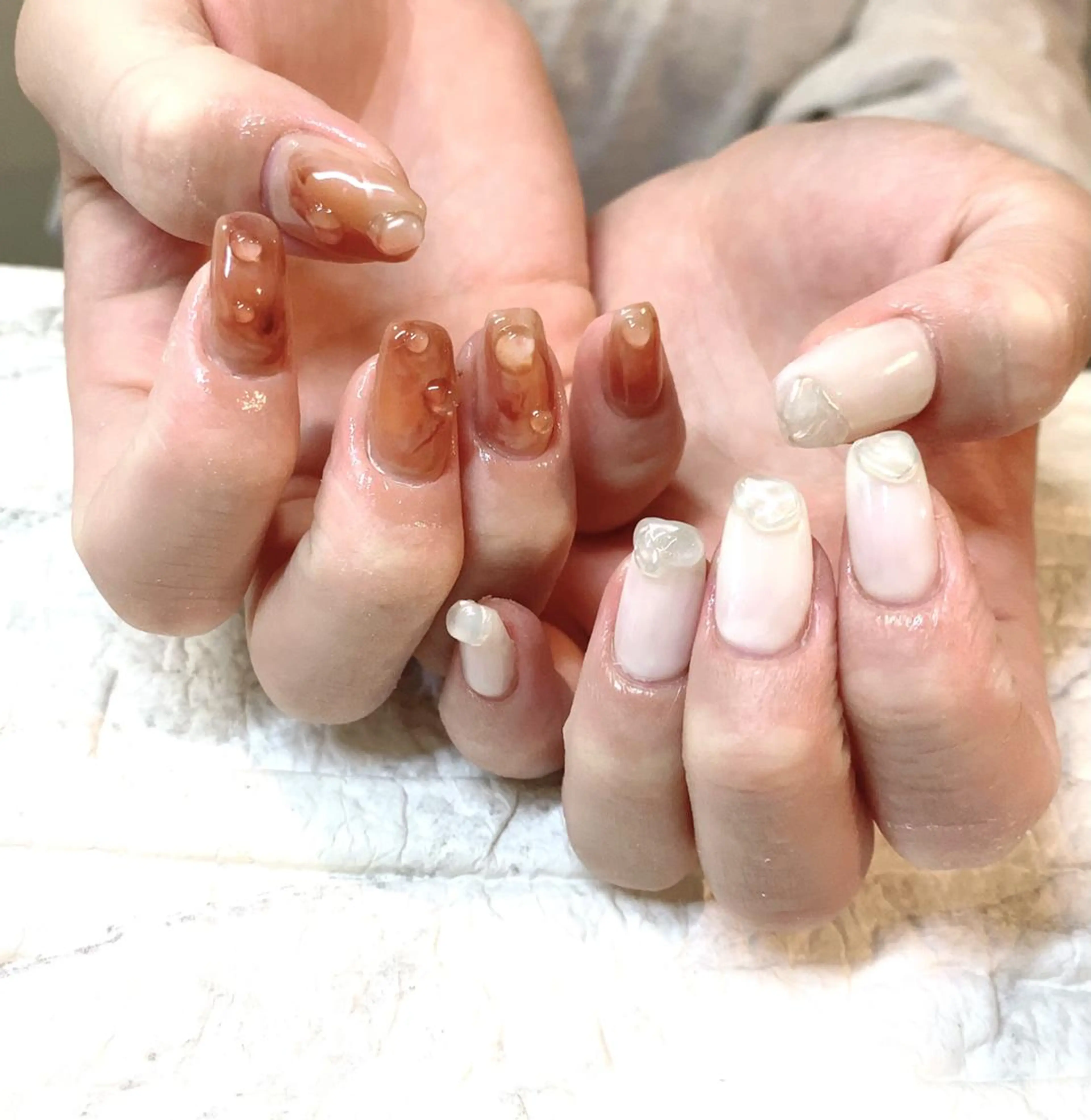 ネイル ハンドネイル フットネイル yochi nailのネイルデザイン
