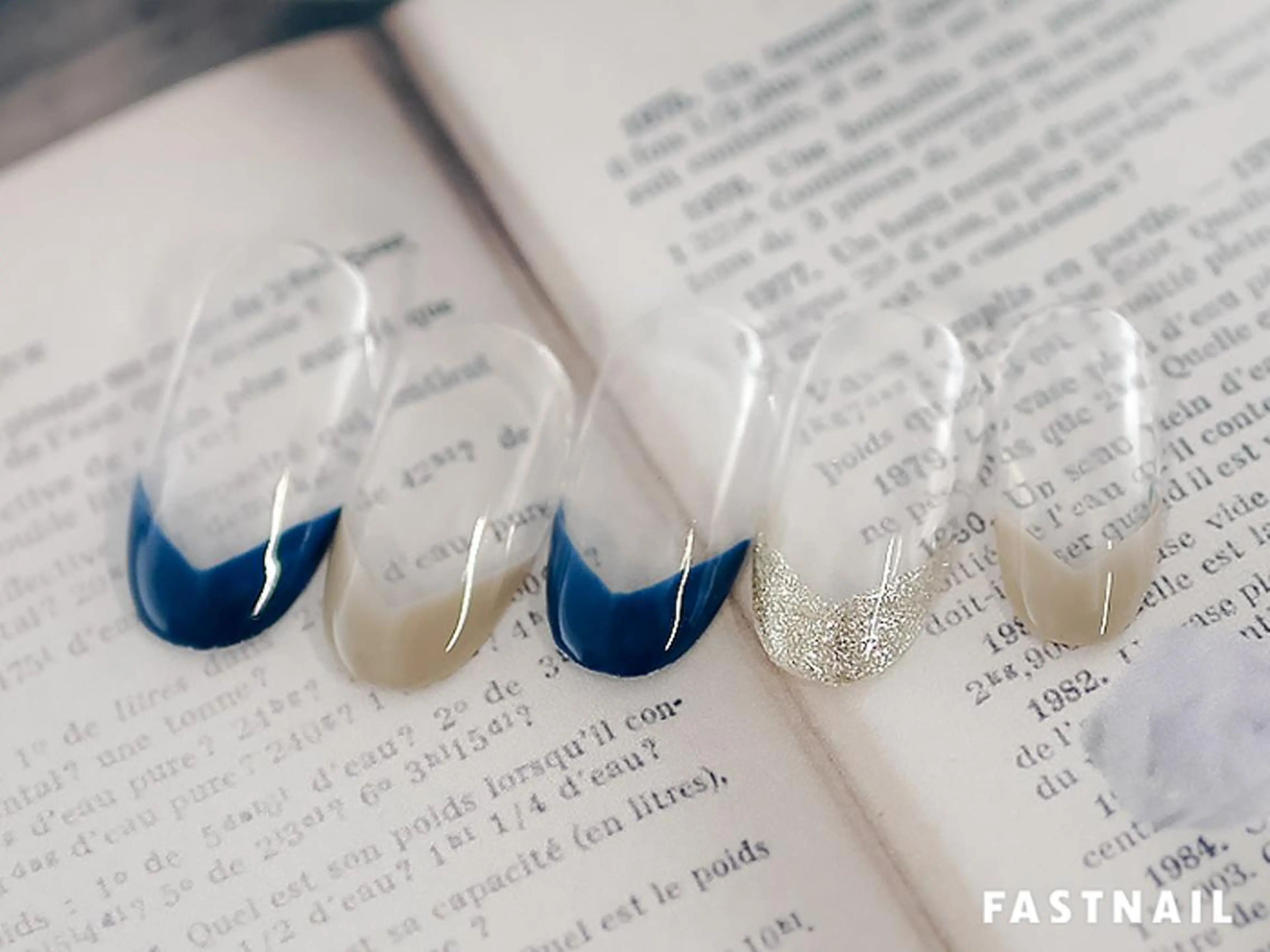 ネイル フレンチネイル ファストネイル ロコ 春日のネイルデザイン