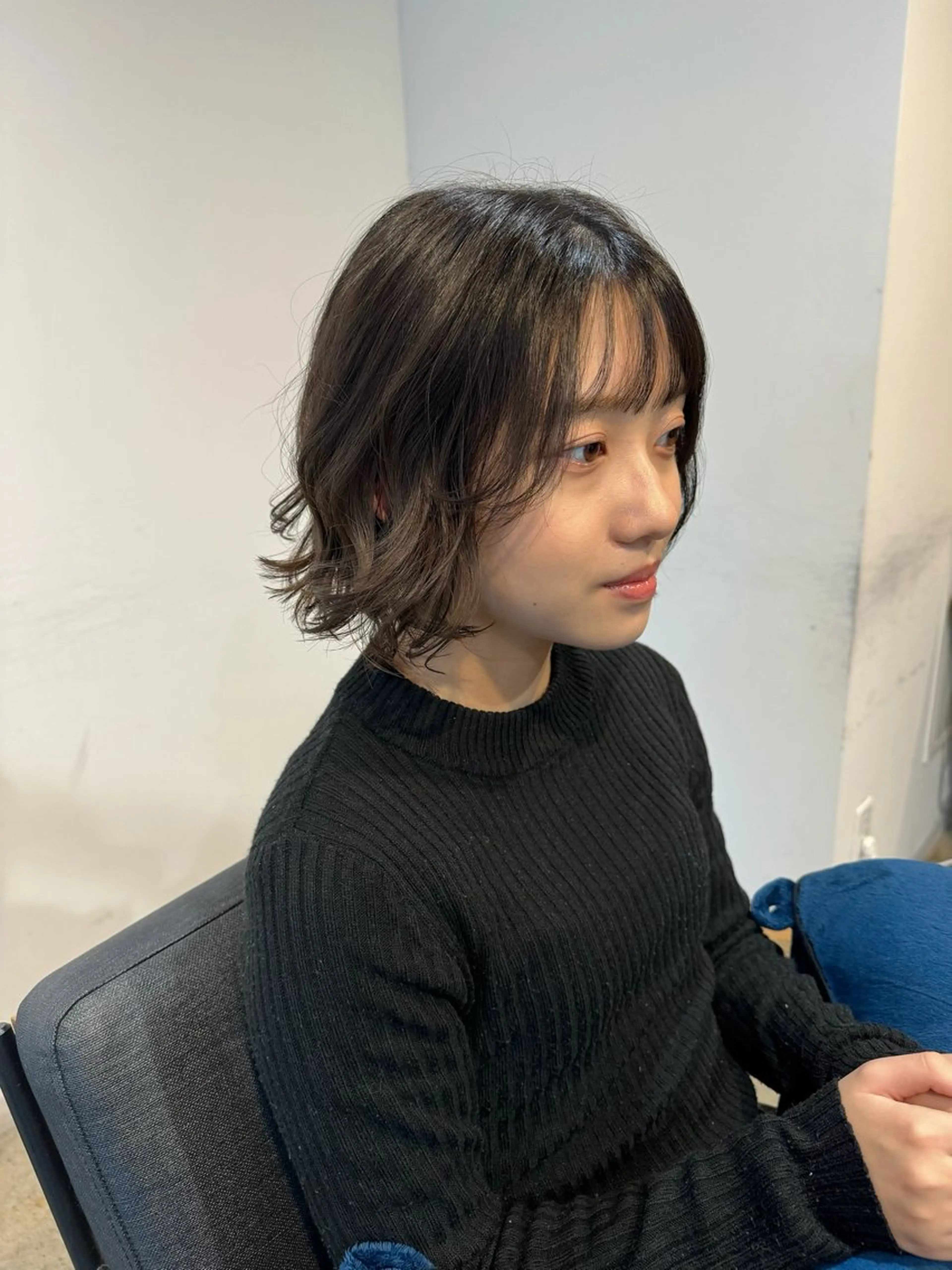 ショート カラー グレージュ ボブ 渡邉 涼香のヘアスタイル