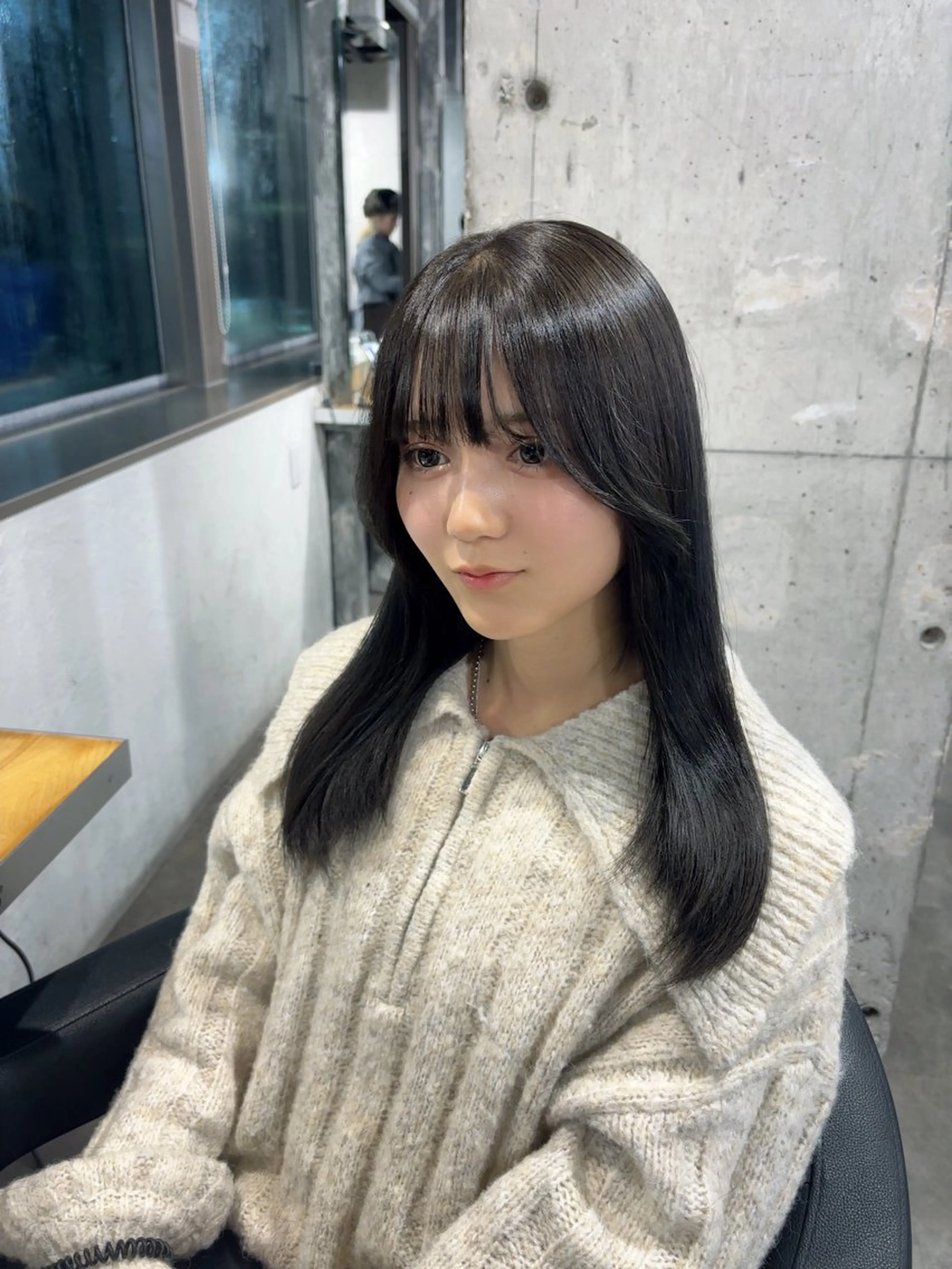 セミロング カラー グレージュ オリーブグレージュ オリーブグレー 顔周りカット alicetokyo 🦋宮葉🦋のマツエク・マツパデザイン