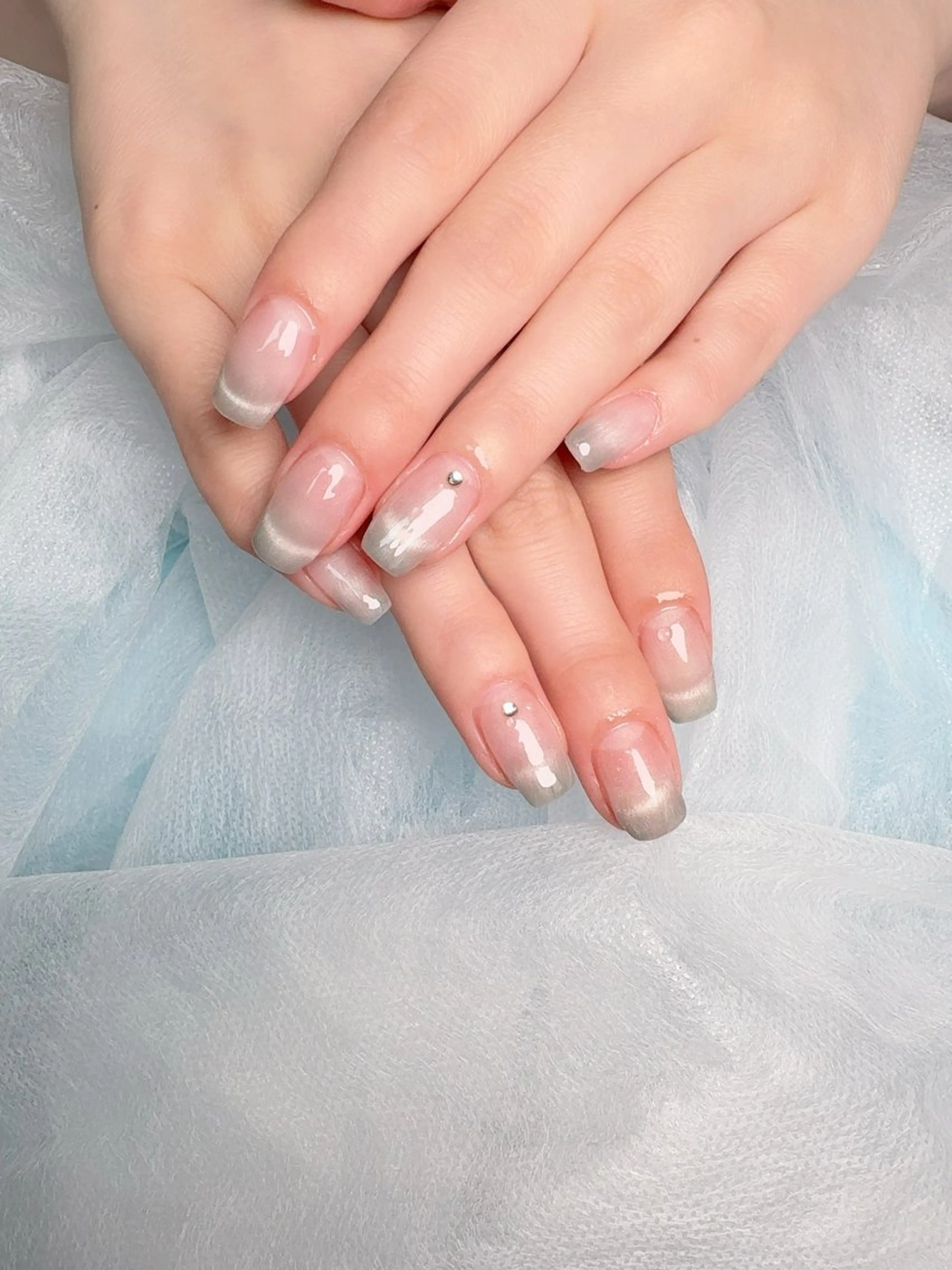 ネイル pink ladyサロン所属・べ にのネイルデザイン