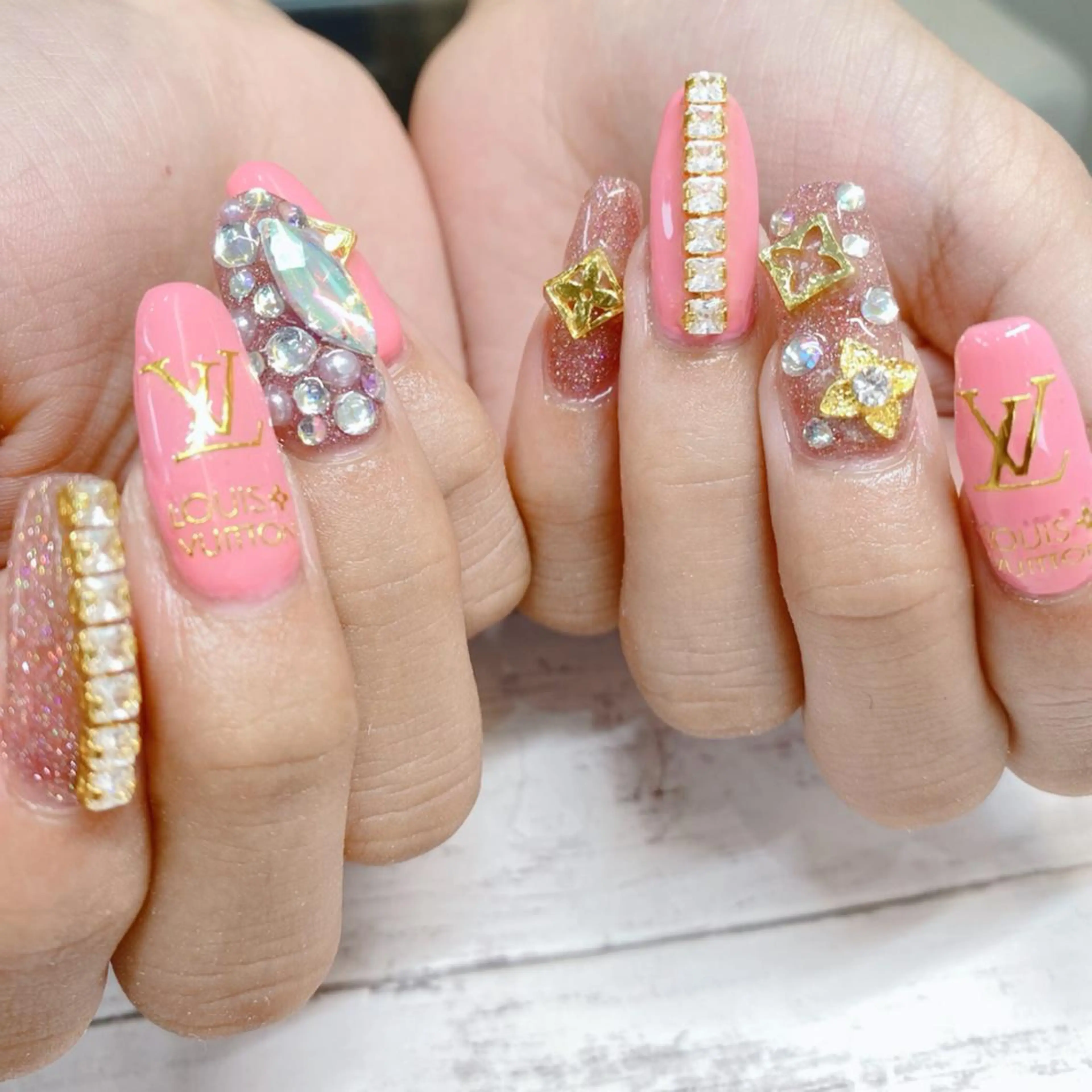 ネイル Nail Salon & MORE.のネイルデザイン